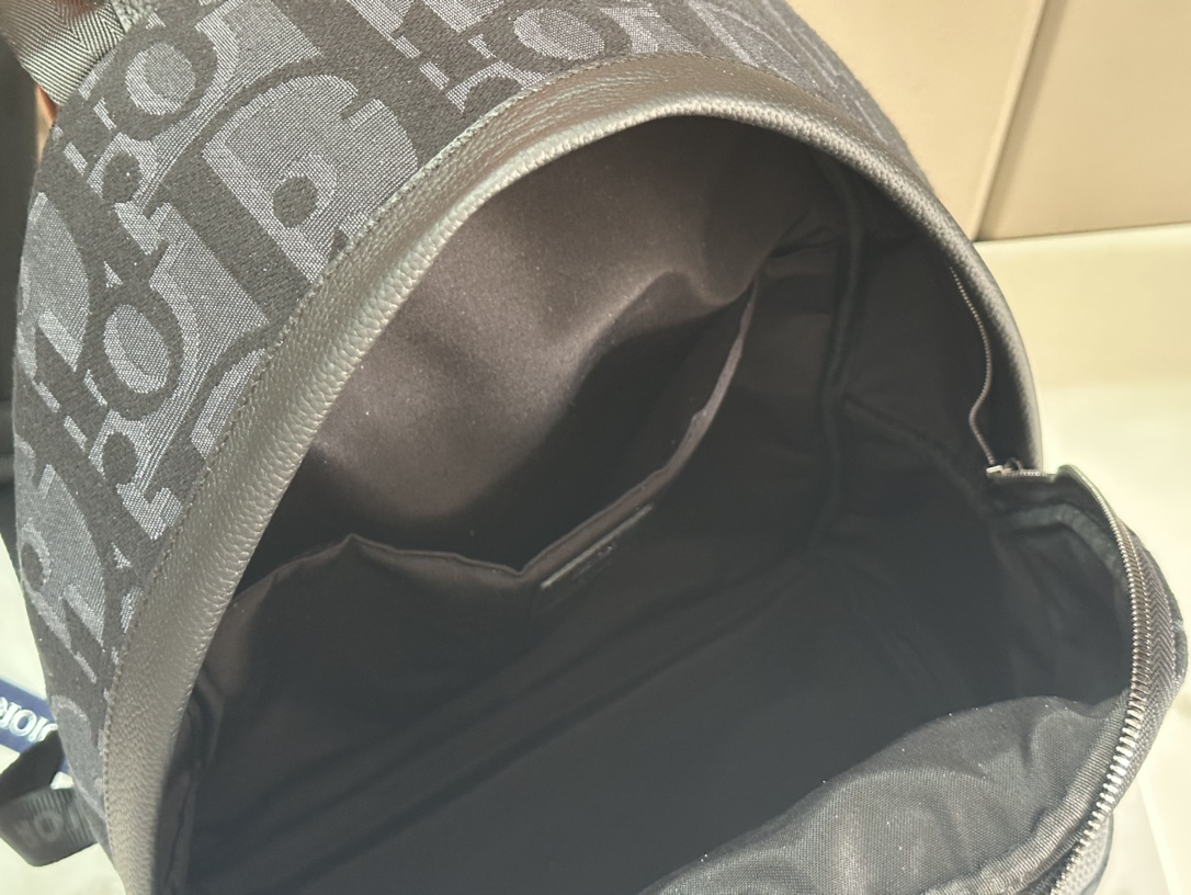 Cheap New Dior AAA-Class Men's Backpack in 212096, $250 USD- [IB212096] - Replica Dior AAA quality Bags For Men