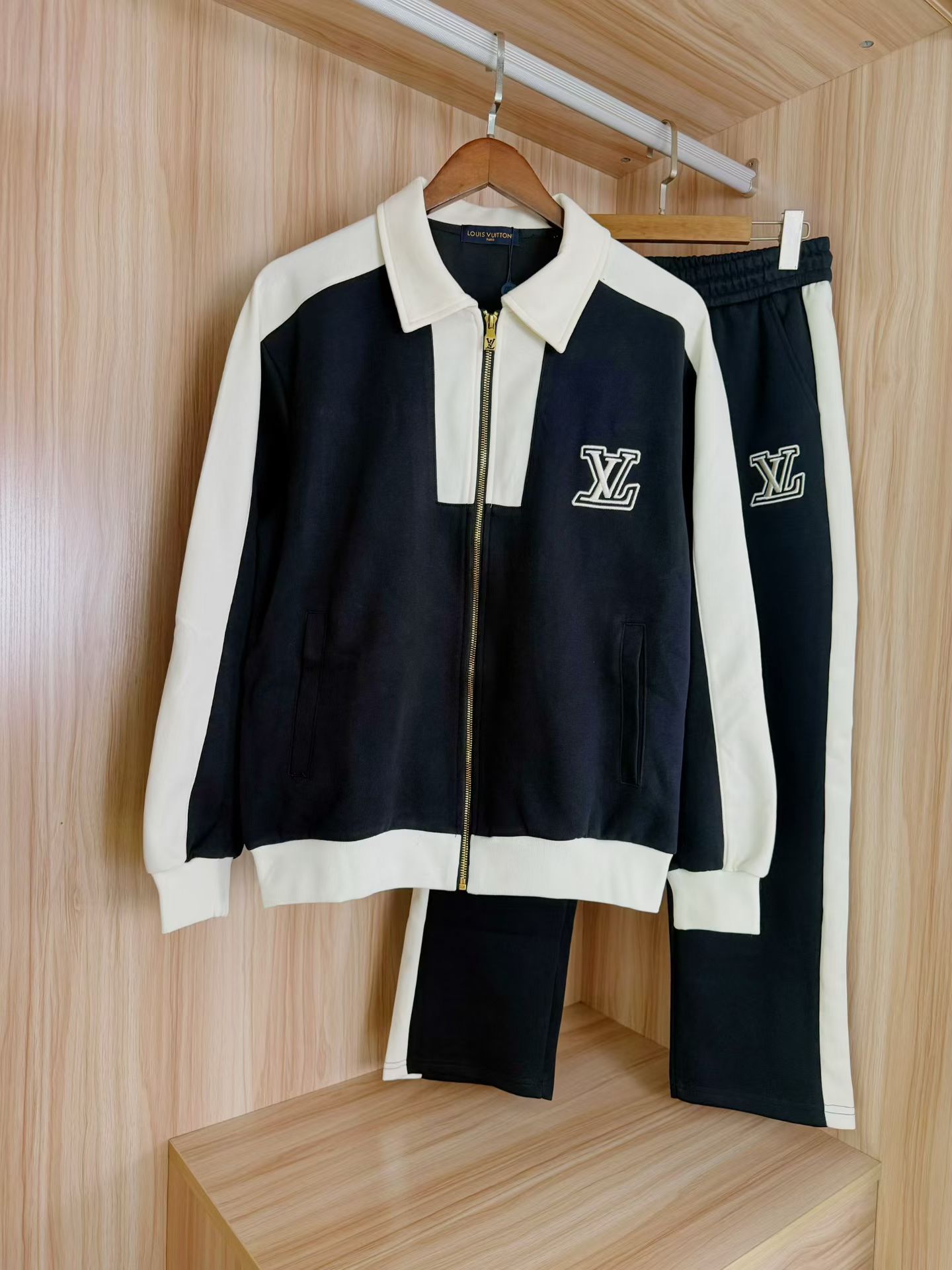 Cheap New Arrivals Louis Vuitton Tracksuits For Men in 212104, $120 USD- [IB212104] - Replica Louis Vuitton Tracksuits for Men