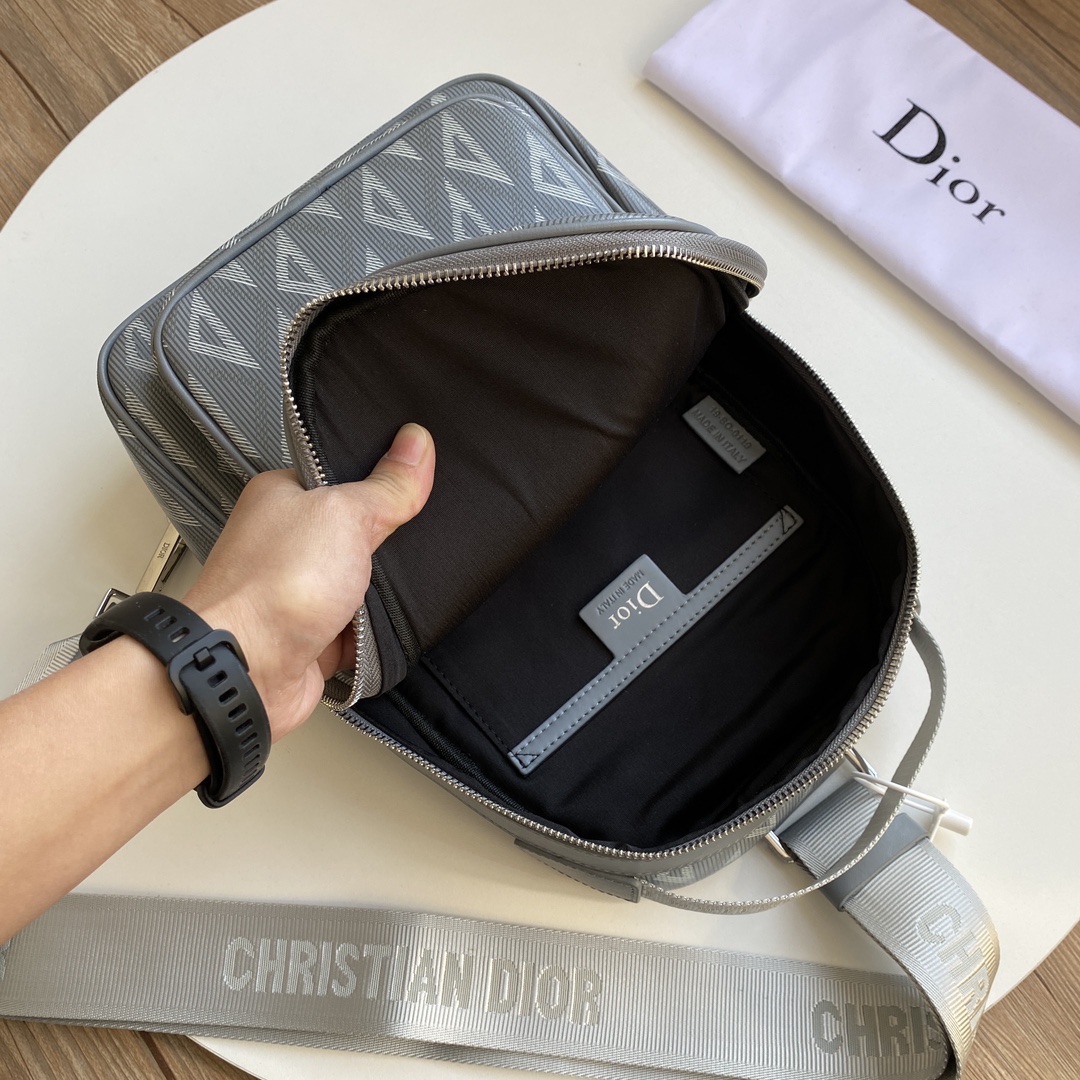 Cheap New Dior AAA-Class Men's Shoulder Bag in 212109, $95 USD- [IB212109] - Replica Dior AAA quality Bags For Men