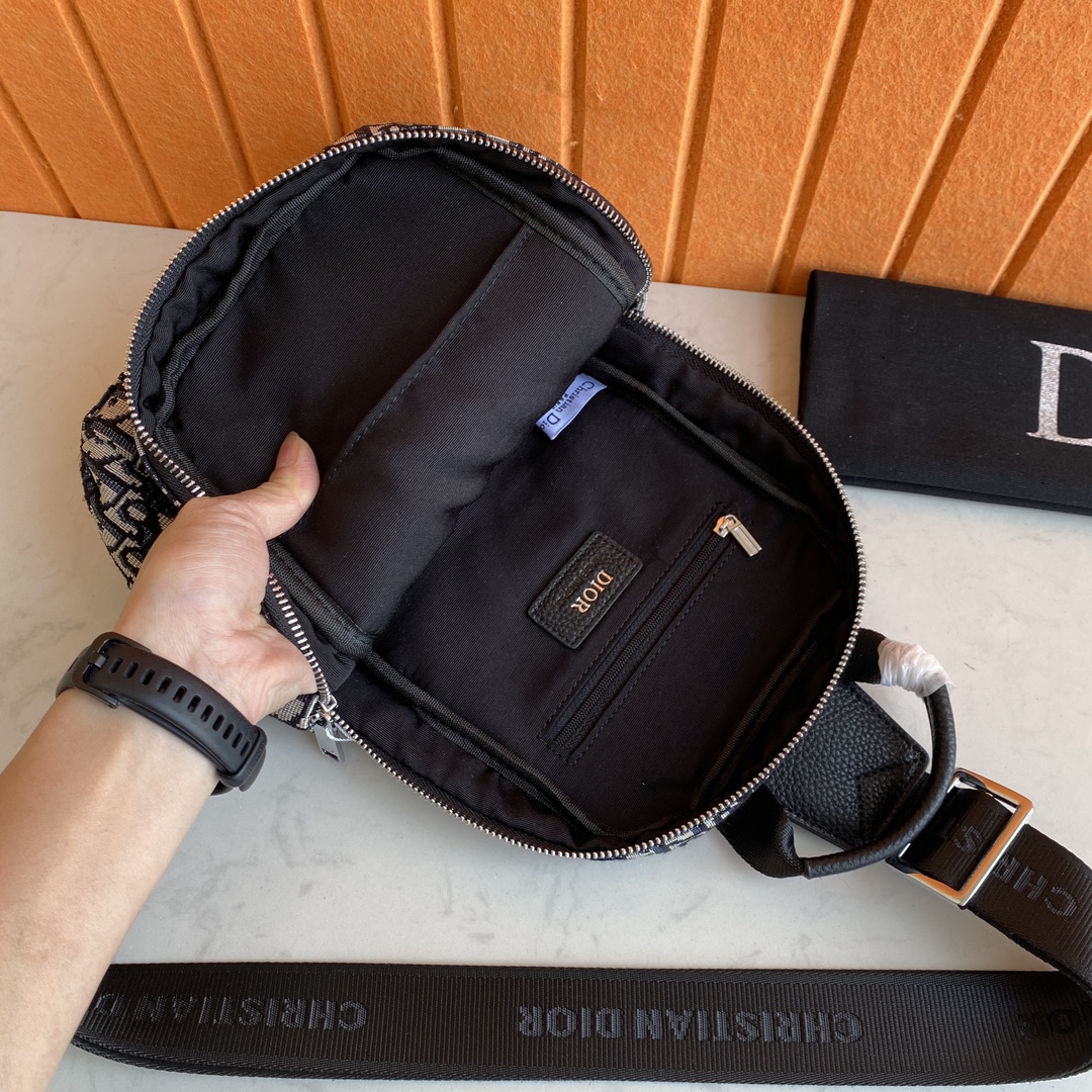 Cheap New Dior AAA-Class Men's Shoulder Bag in 212110, $105 USD- [IB212110] - Replica Dior AAA quality Bags For Men