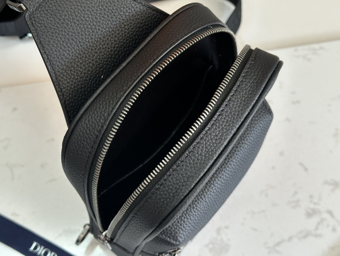 Cheap New Dior AAA-Class Men's Waist Bag in 212120, $110 USD- [IB212120] - Replica Dior AAA quality Bags For Men