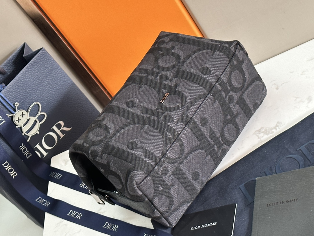 Cheap New Dior AAA Grade Shower Bag in 212134, $95 USD- [IB212134] - Replica Dior AAA quality Bags For Men