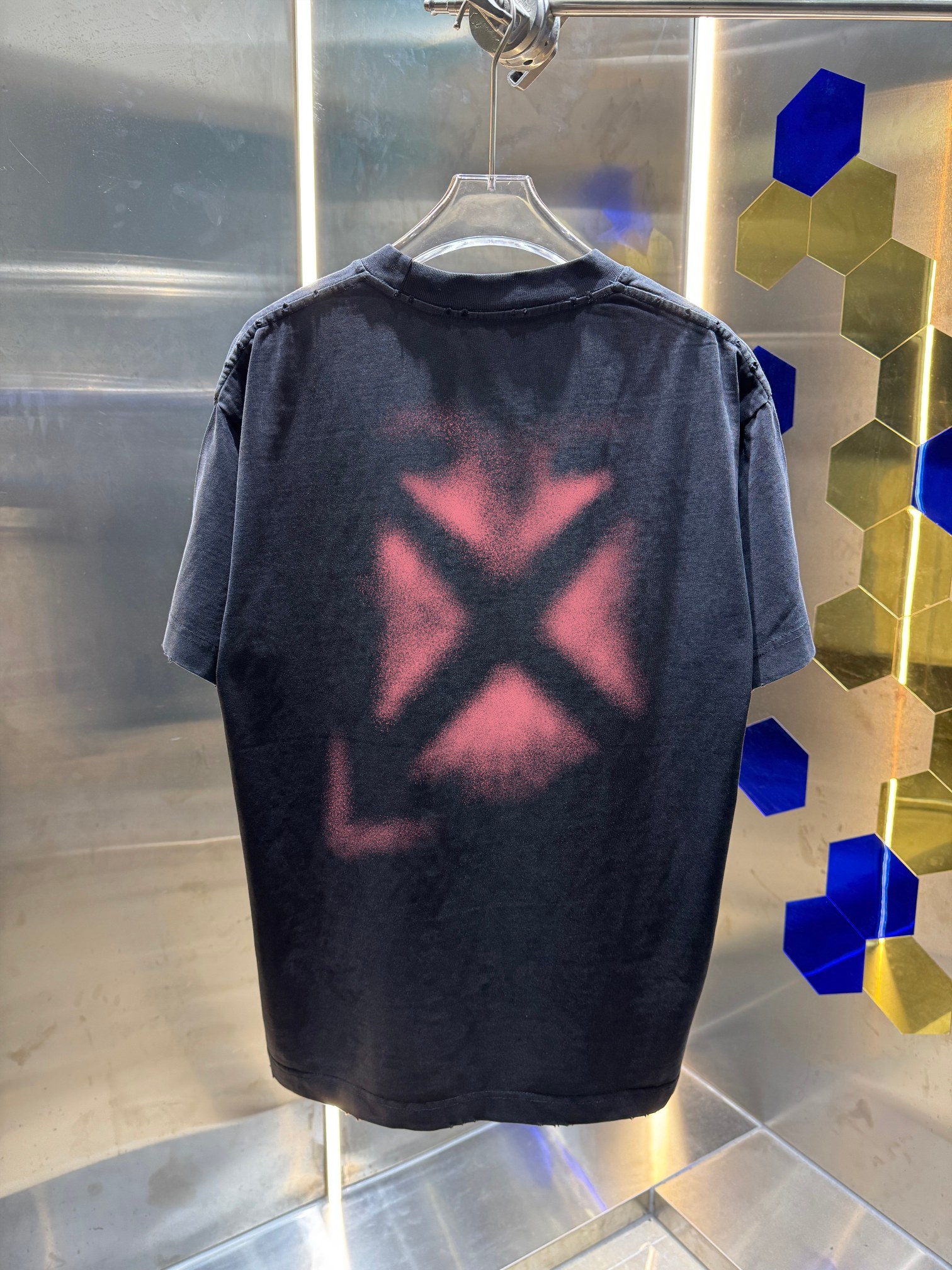 Cheap OFF WHITE T-shirts for Men in 212754, $30 USD- [IB212754] - Replica OFF WHITE T-shirts for Men