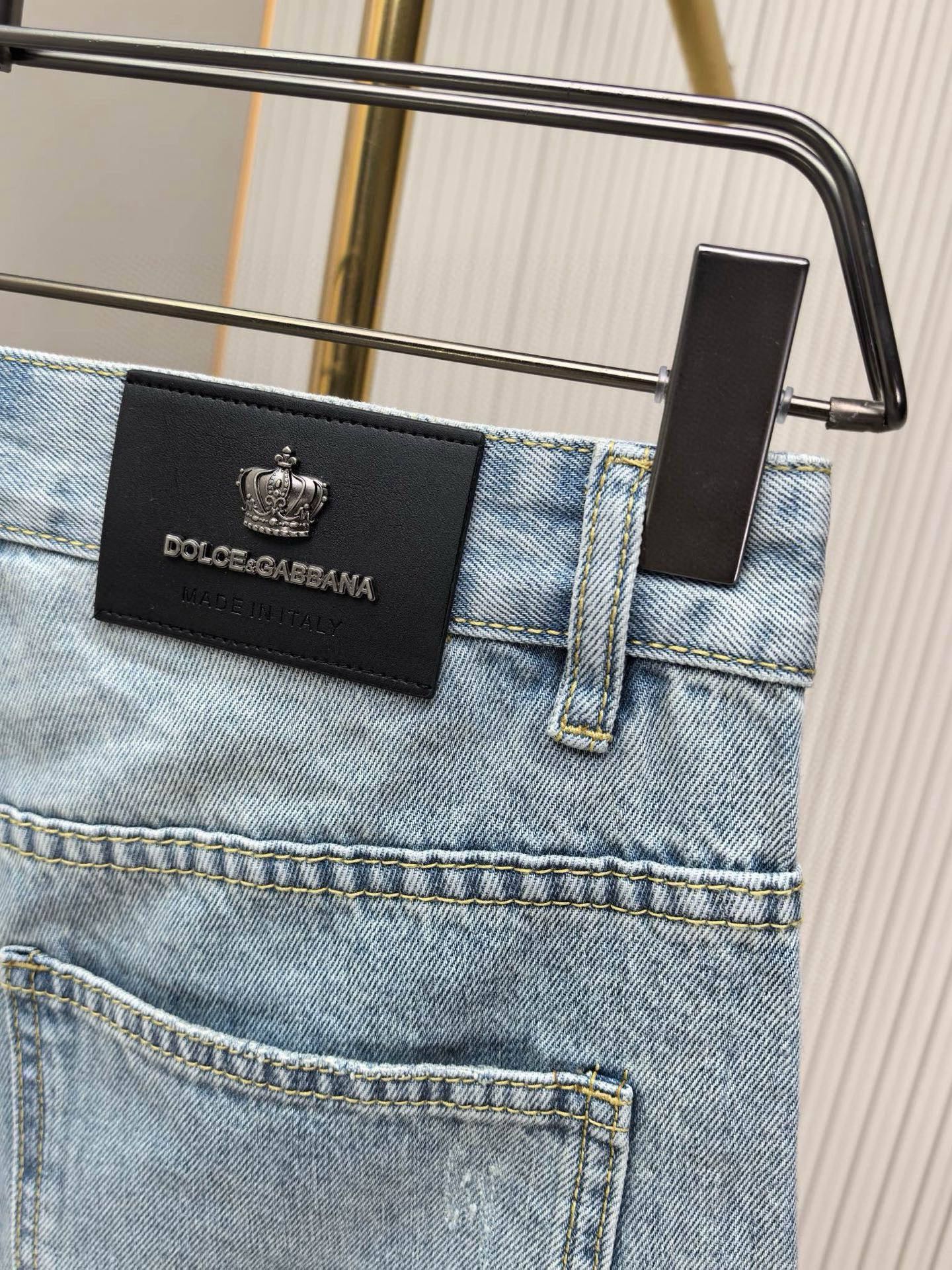 Cheap DG Short Jeans For Men in 212843, $65 USD- [IB212843] - Replica DG Short Jeans For Men