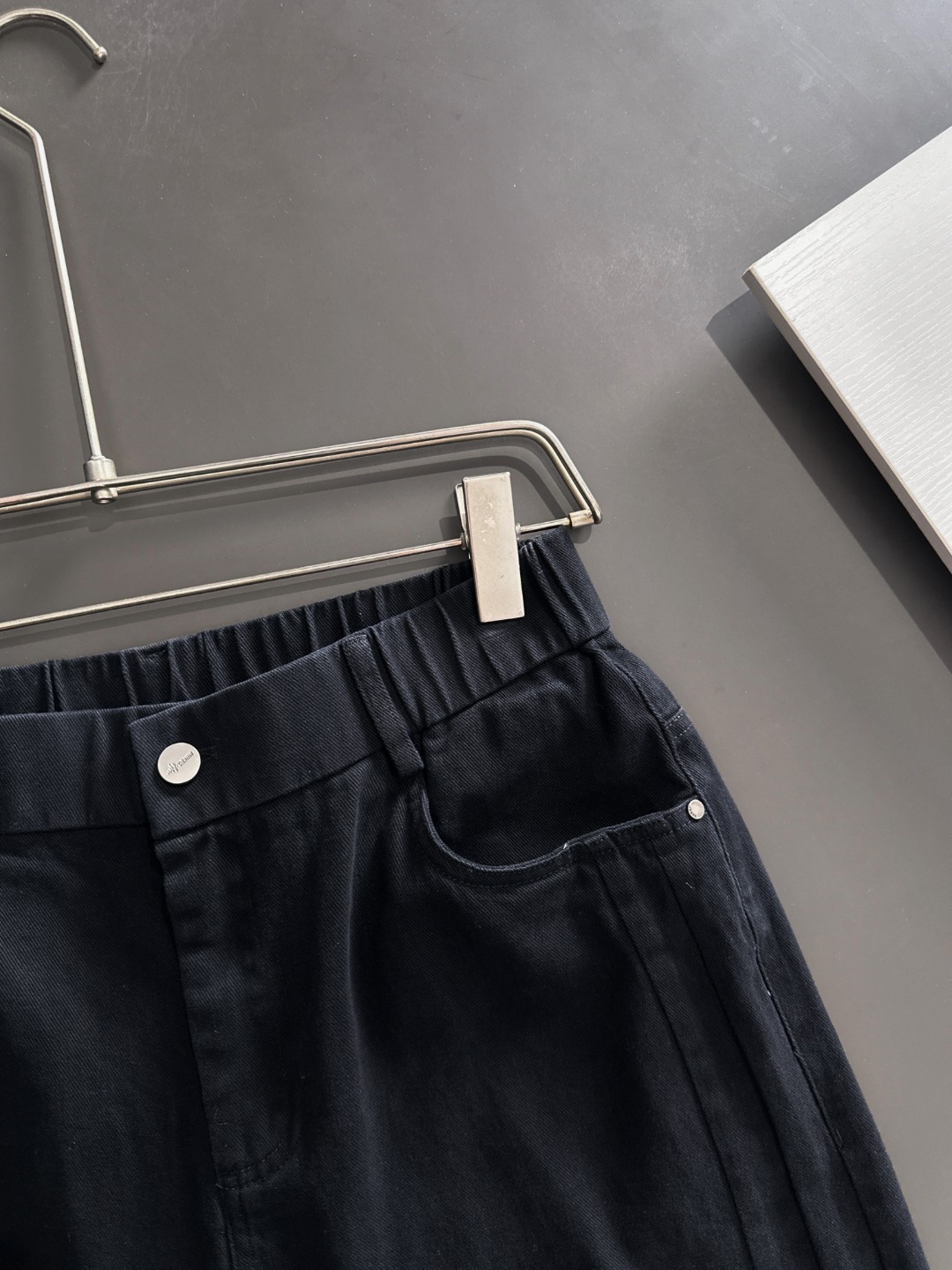 Cheap Gucci Short Jeans For Men in 212871, $60 USD- [IB212871] - Replica Gucci Short Jeans For Men