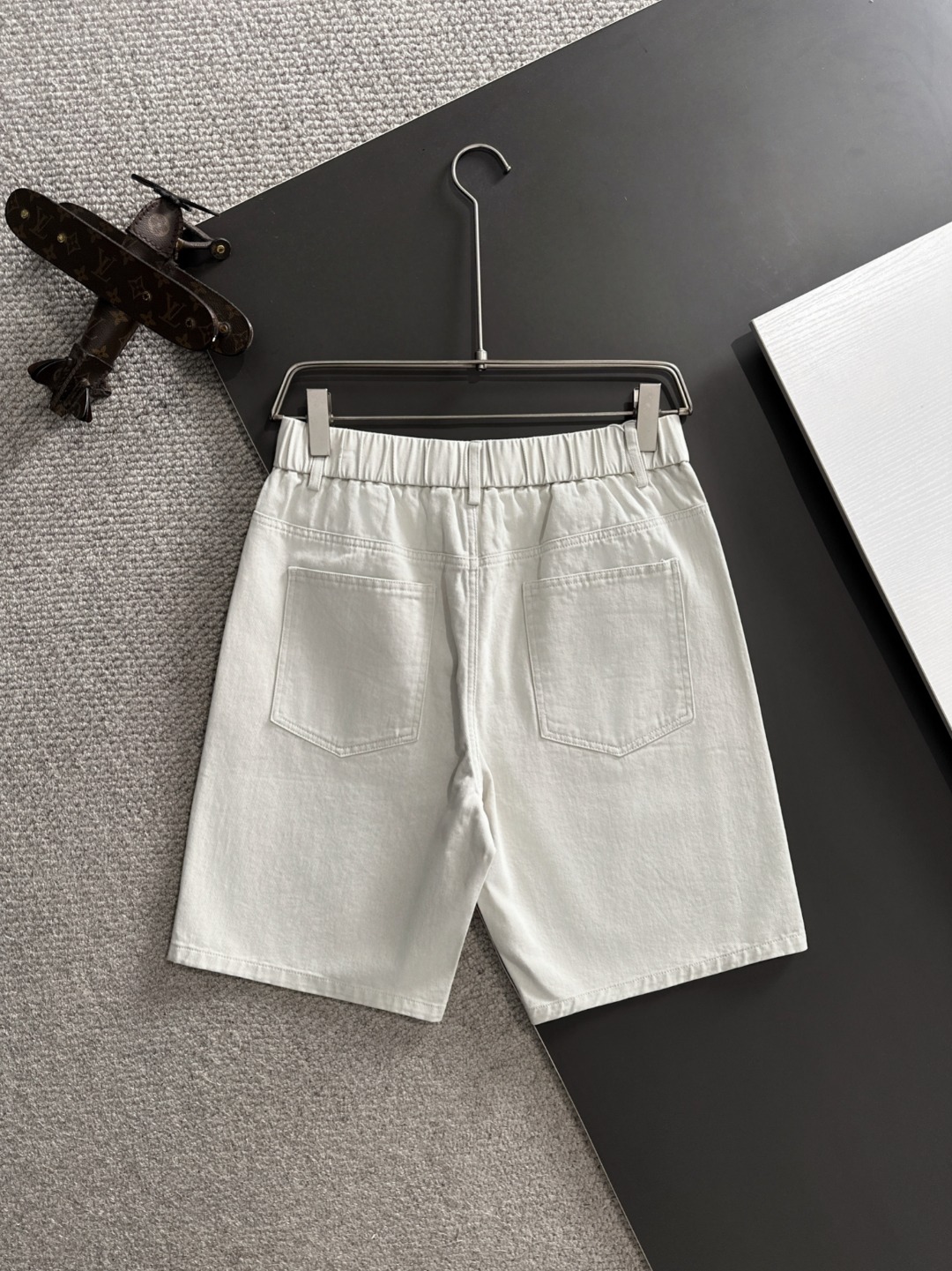Cheap Gucci Short Jeans For Men in 212872, $60 USD- [IB212872] - Replica Gucci Short Jeans For Men