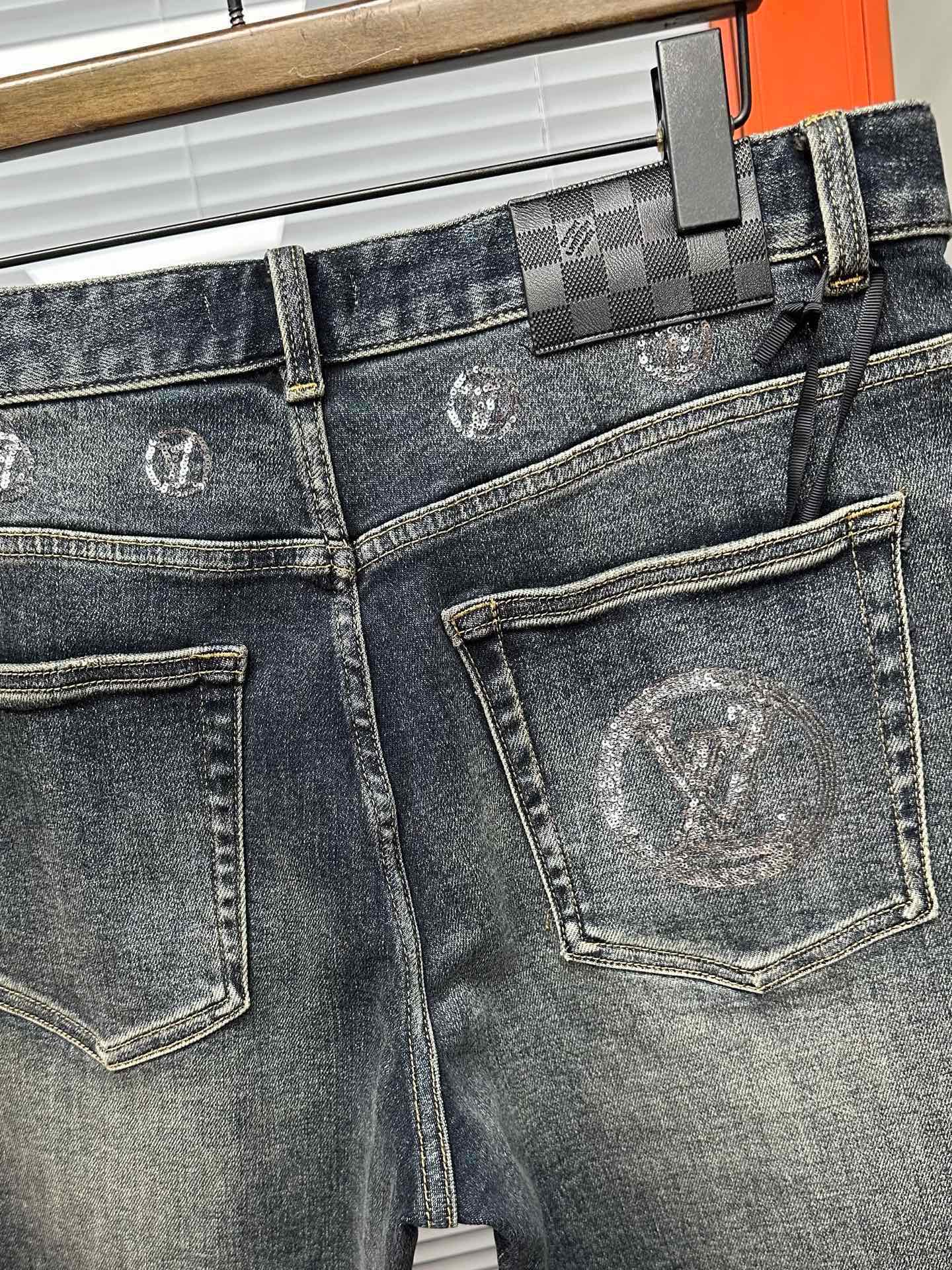 Cheap Louis Vuitton Jeans for Men in 212885, $65 USD- [IB212885] - Replica Louis Vuitton Short Jeans For Men