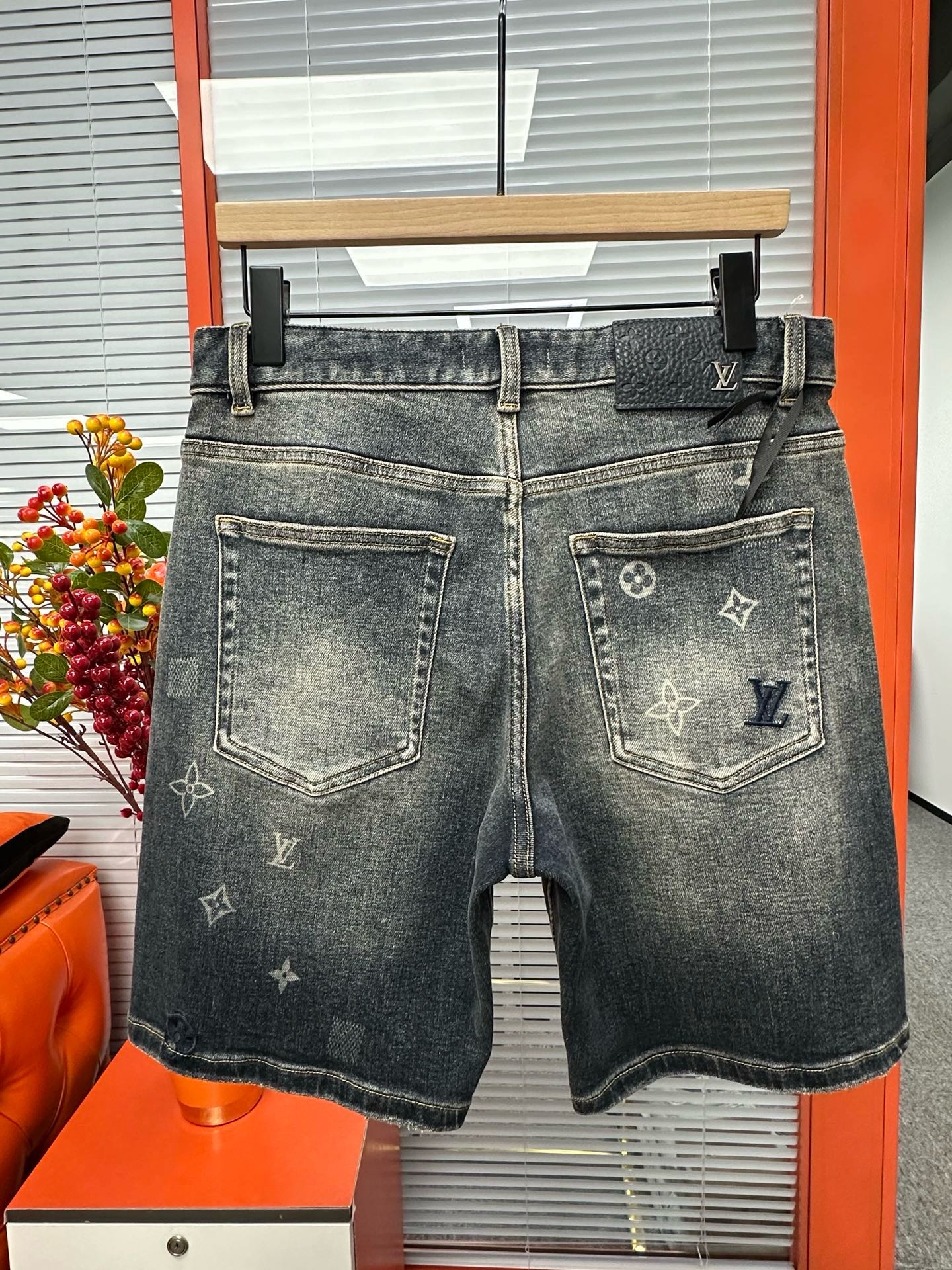 Cheap Louis Vuitton Jeans for Men in 212888, $75 USD- [IB212888] - Replica Louis Vuitton Short Jeans For Men
