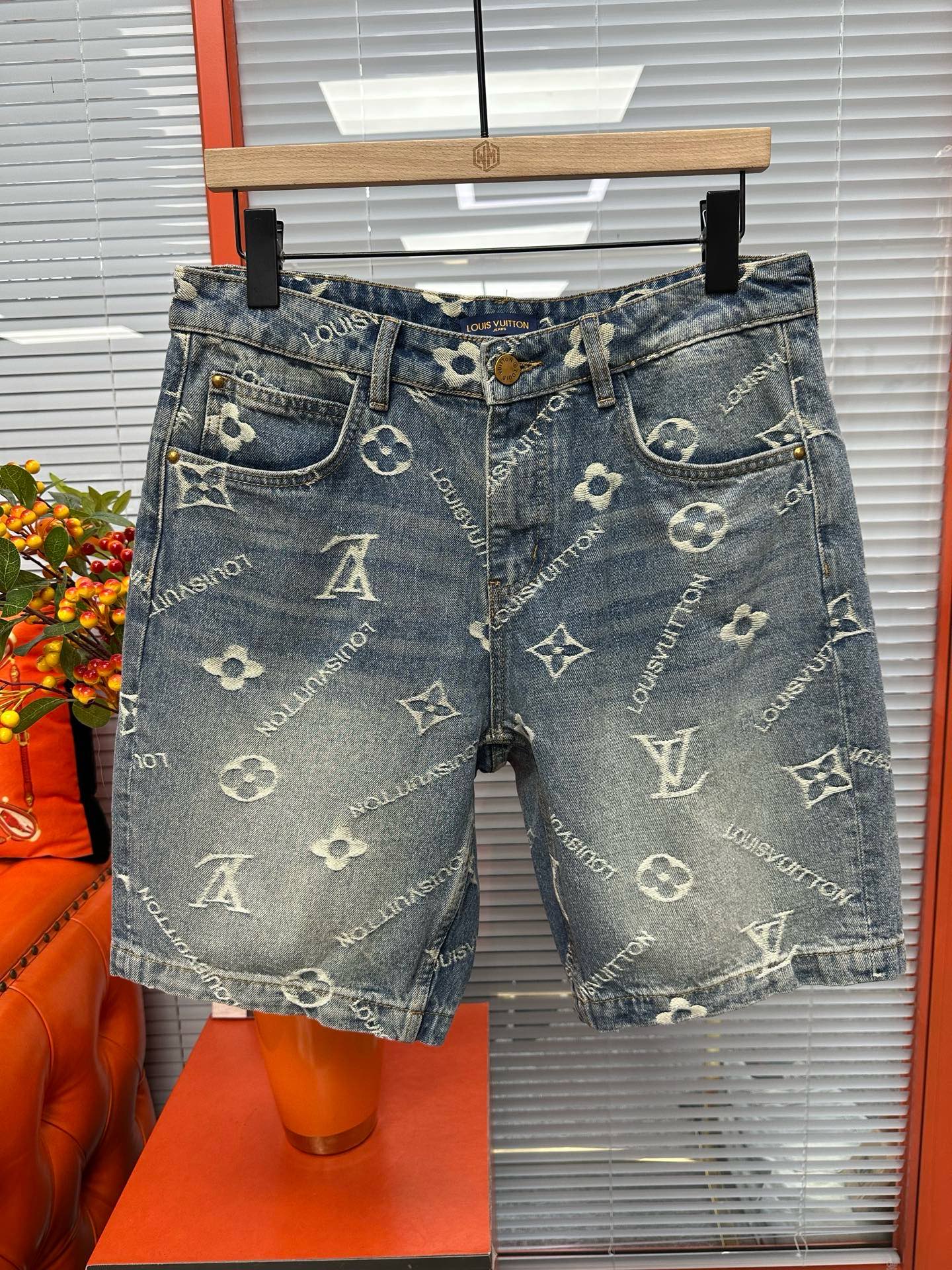 Cheap Louis Vuitton Jeans for Men in 212895, $75 USD- [IB212895] - Replica Louis Vuitton Short Jeans For Men