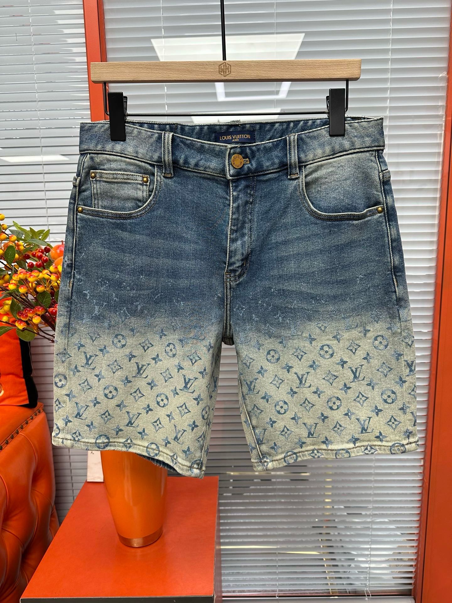 Cheap Louis Vuitton Jeans for Men in 212896, $75 USD- [IB212896] - Replica Louis Vuitton Short Jeans For Men