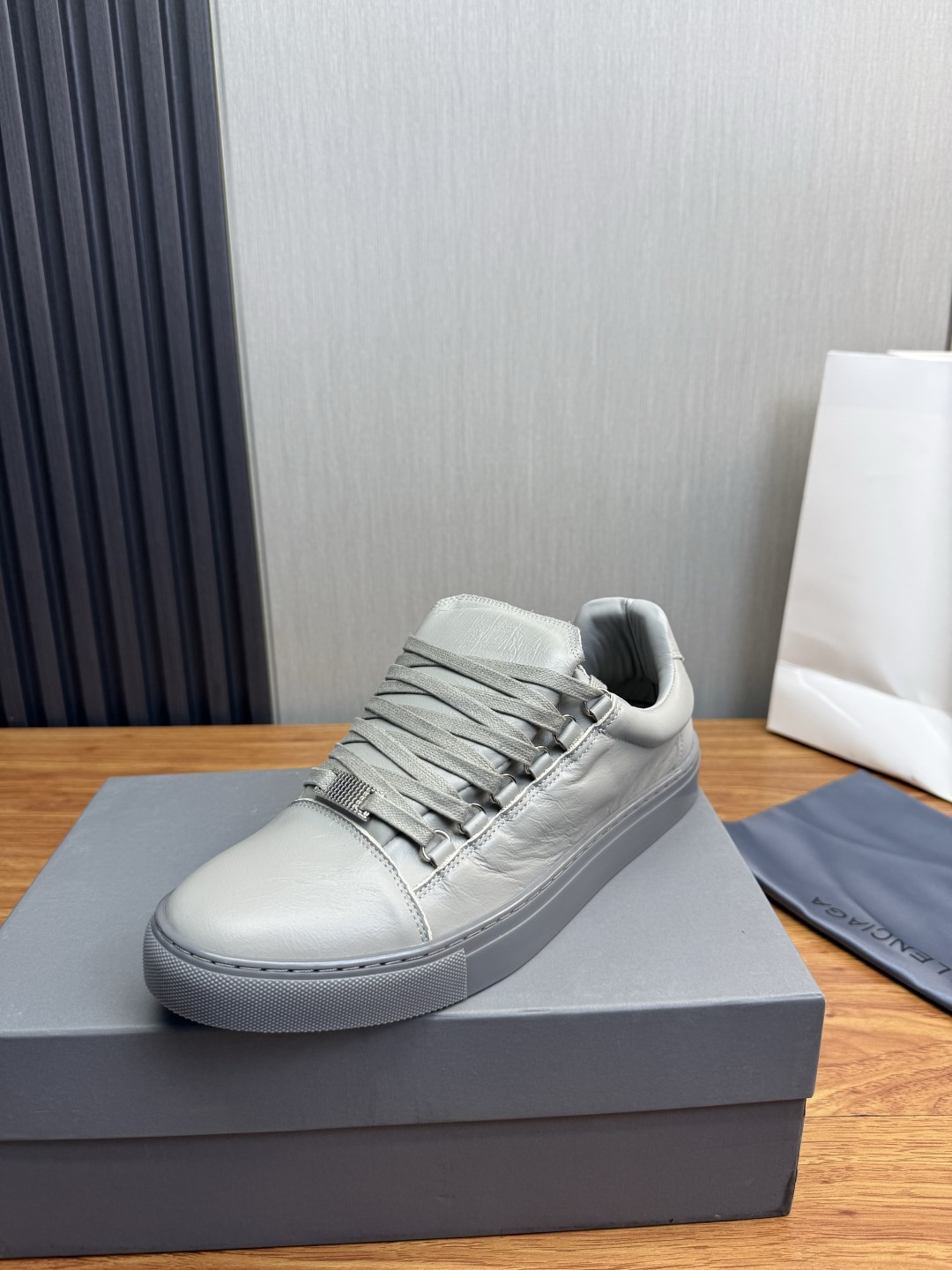 Cheap Balenciaga Sneakers For Men in 212933, $75 USD- [IB212933] - Replica Balenciaga Sneakers For Men