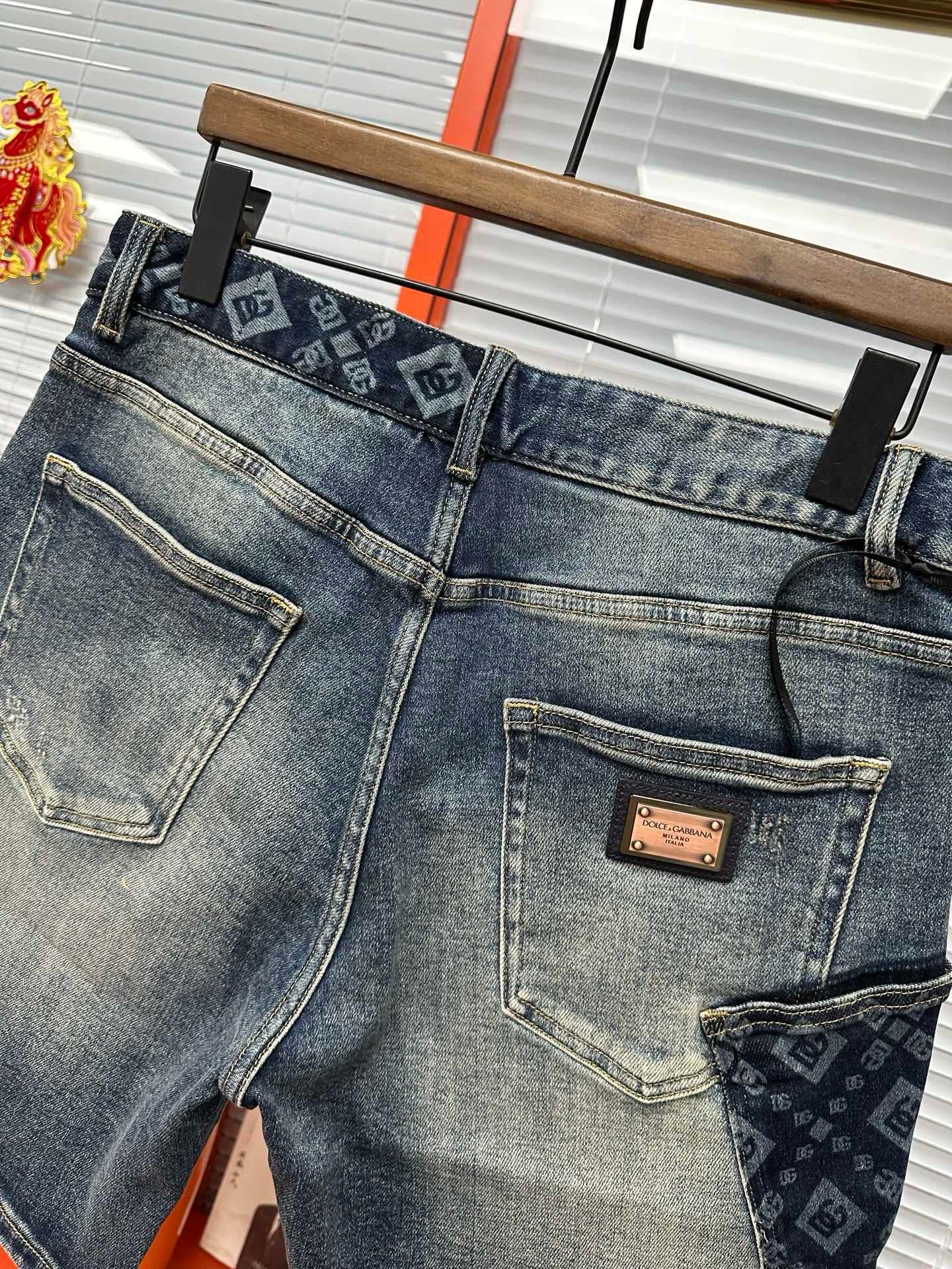 Cheap DG Short Jeans For Men in 212944, $75 USD- [IB212944] - Replica DG Short Jeans For Men