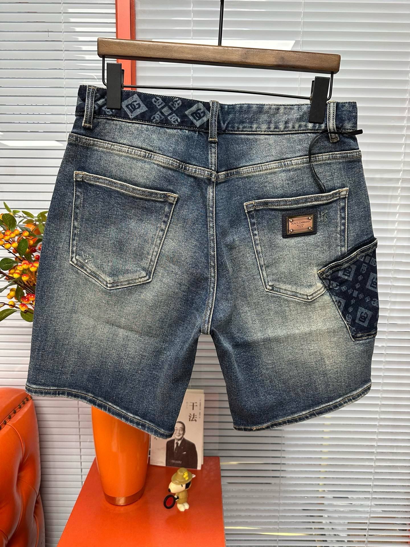 Cheap DG Short Jeans For Men in 212944, $75 USD- [IB212944] - Replica DG Short Jeans For Men