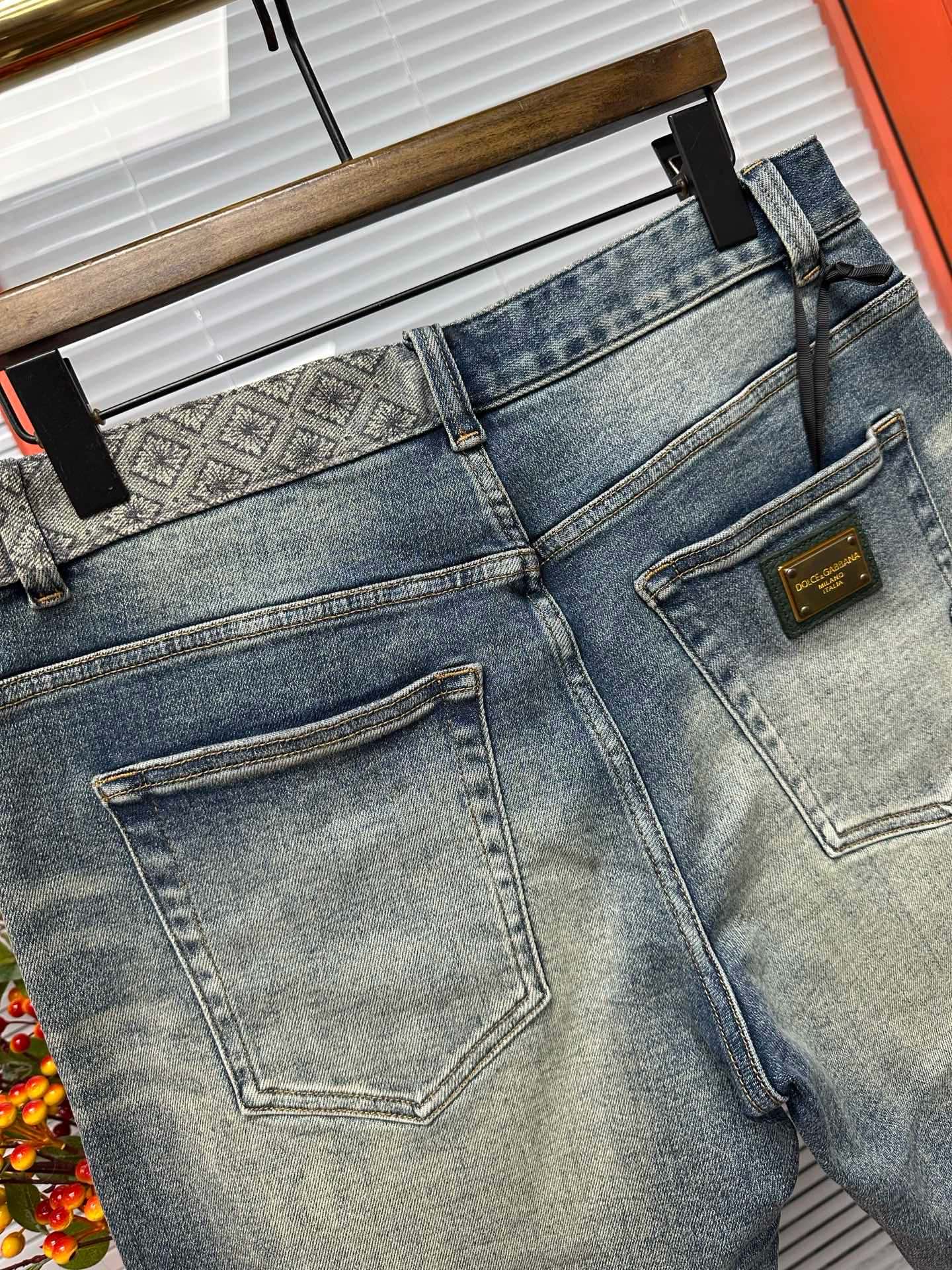 Cheap DG Short Jeans For Men in 212947, $75 USD- [IB212947] - Replica DG Short Jeans For Men