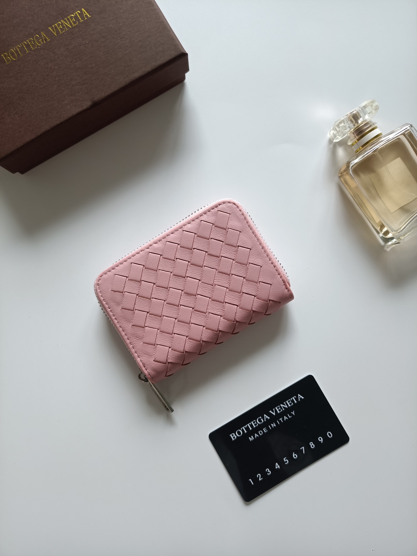 Cheap bottega veneta bags in 213067, $35 USD- [IB213067] - Replica bottega veneta bags