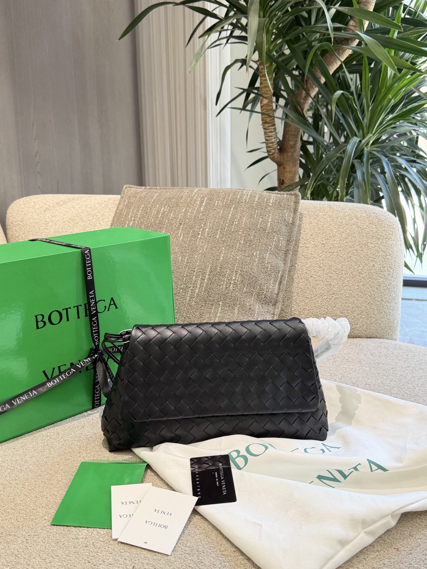 Cheap bottega veneta bags in 213087, $150 USD- [IB213087] - Replica bottega veneta bags