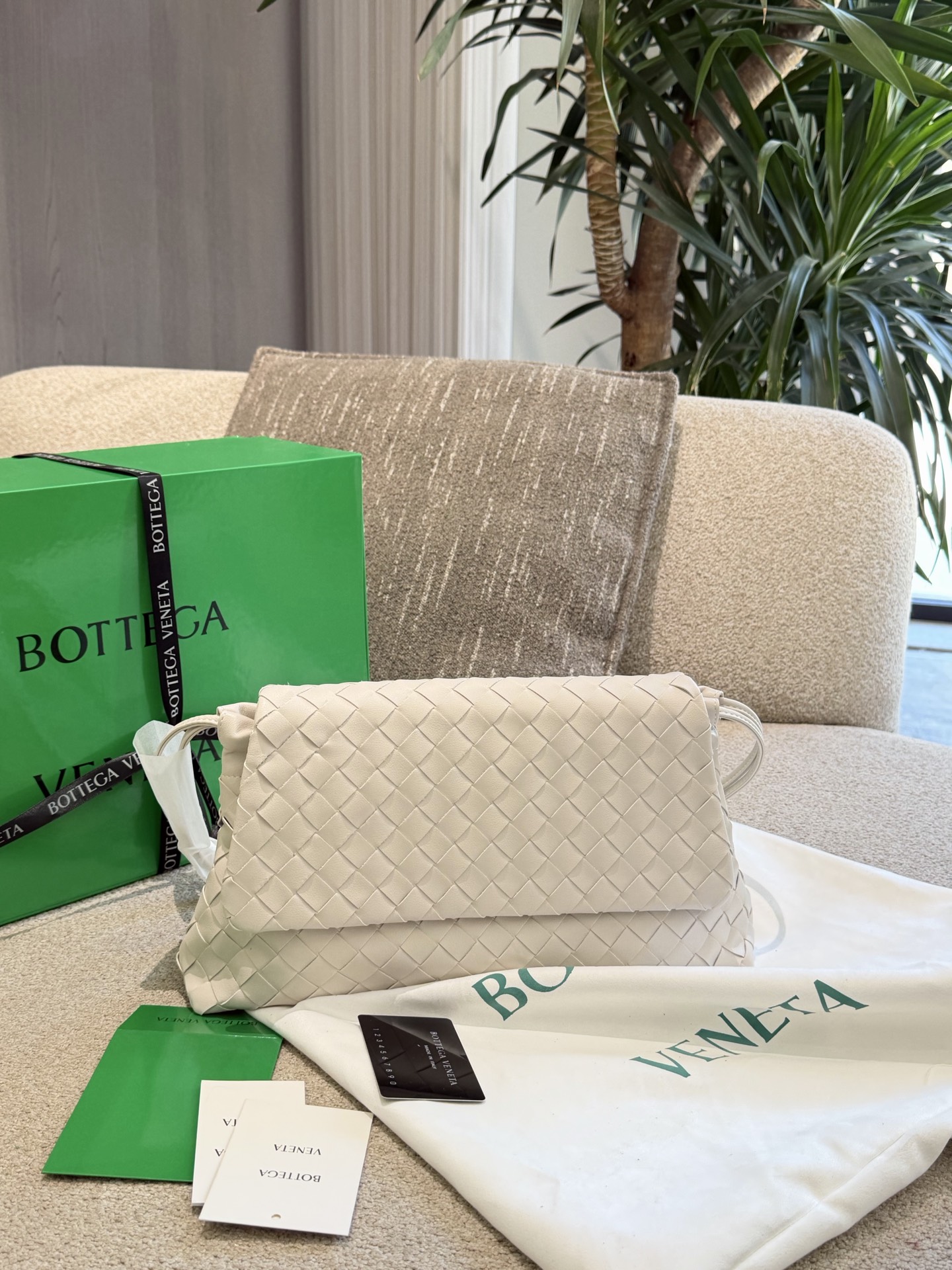 Cheap bottega veneta bags in 213090, $150 USD- [IB213090] - Replica bottega veneta bags
