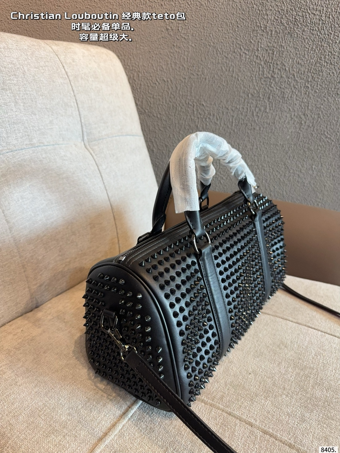 Cheap Christian Louboutin Handbags in 213091, $180 USD- [IB213091] - Replica Christian Louboutin Handbags