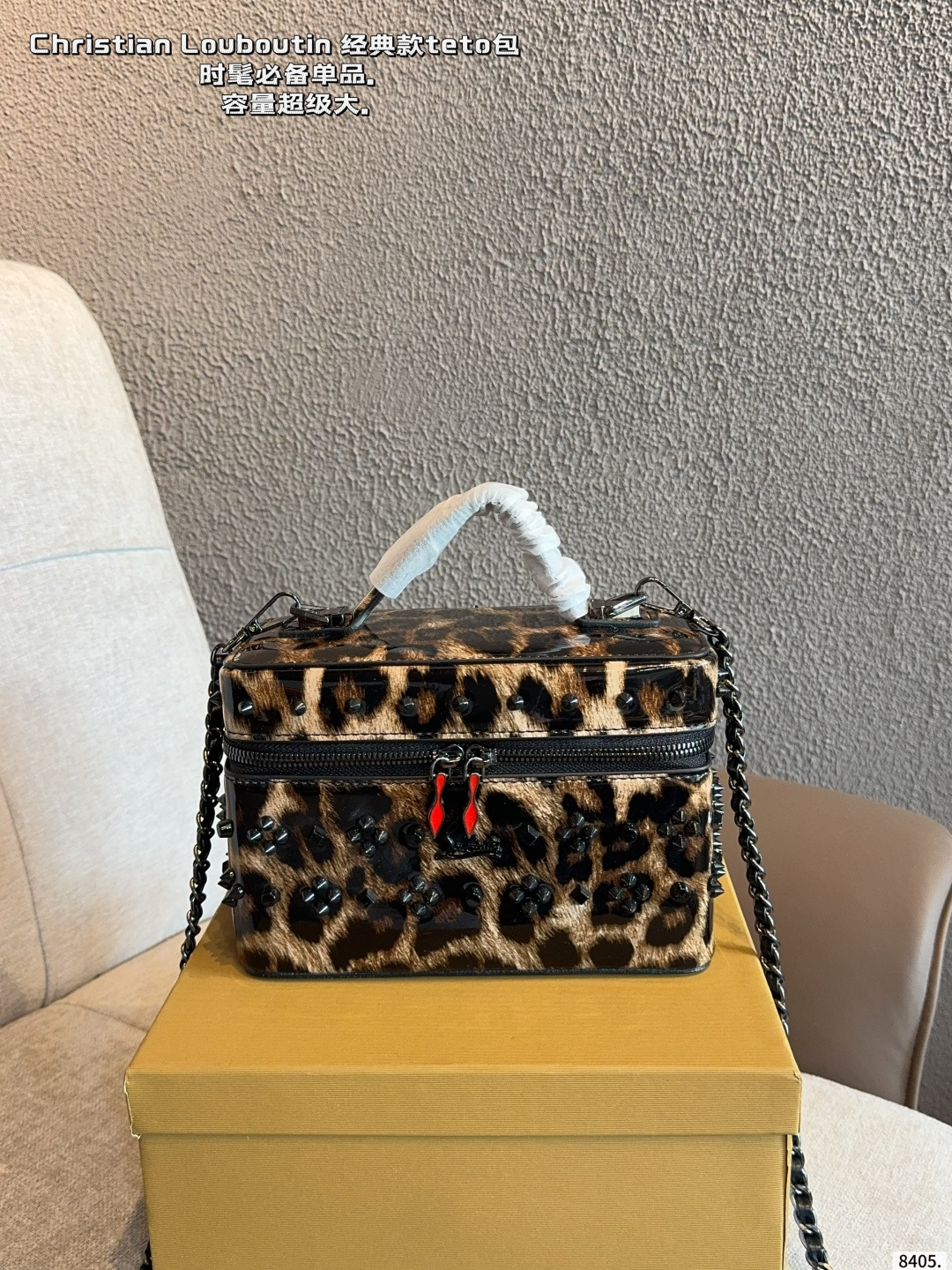 Cheap Christian Louboutin Handbags in 213092, $180 USD- [IB213092] - Replica Christian Louboutin Handbags