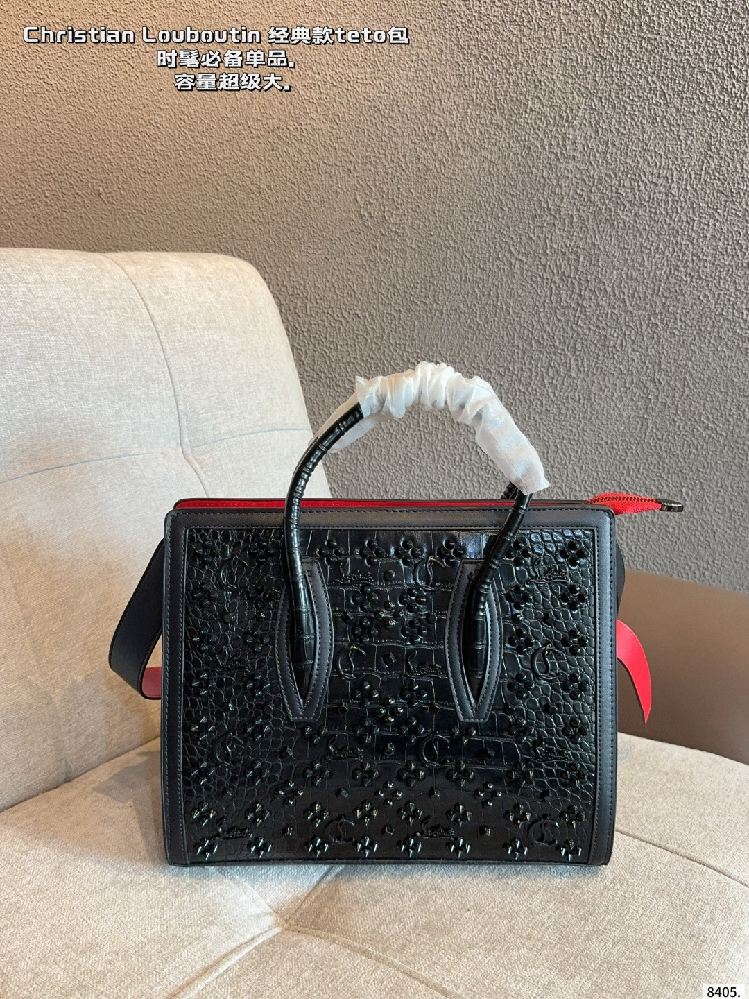 Cheap Christian Louboutin Handbags in 213093, $180 USD- [IB213093] - Replica Christian Louboutin Handbags