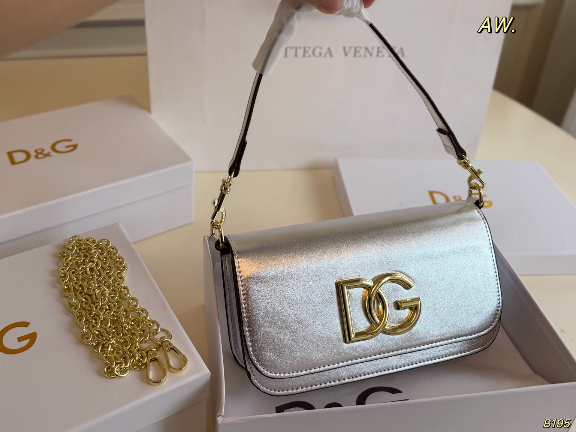 Cheap DG AAA quality Bags in 213118, $110 USD- [IB213118] - Replica DG AAA quality Bags