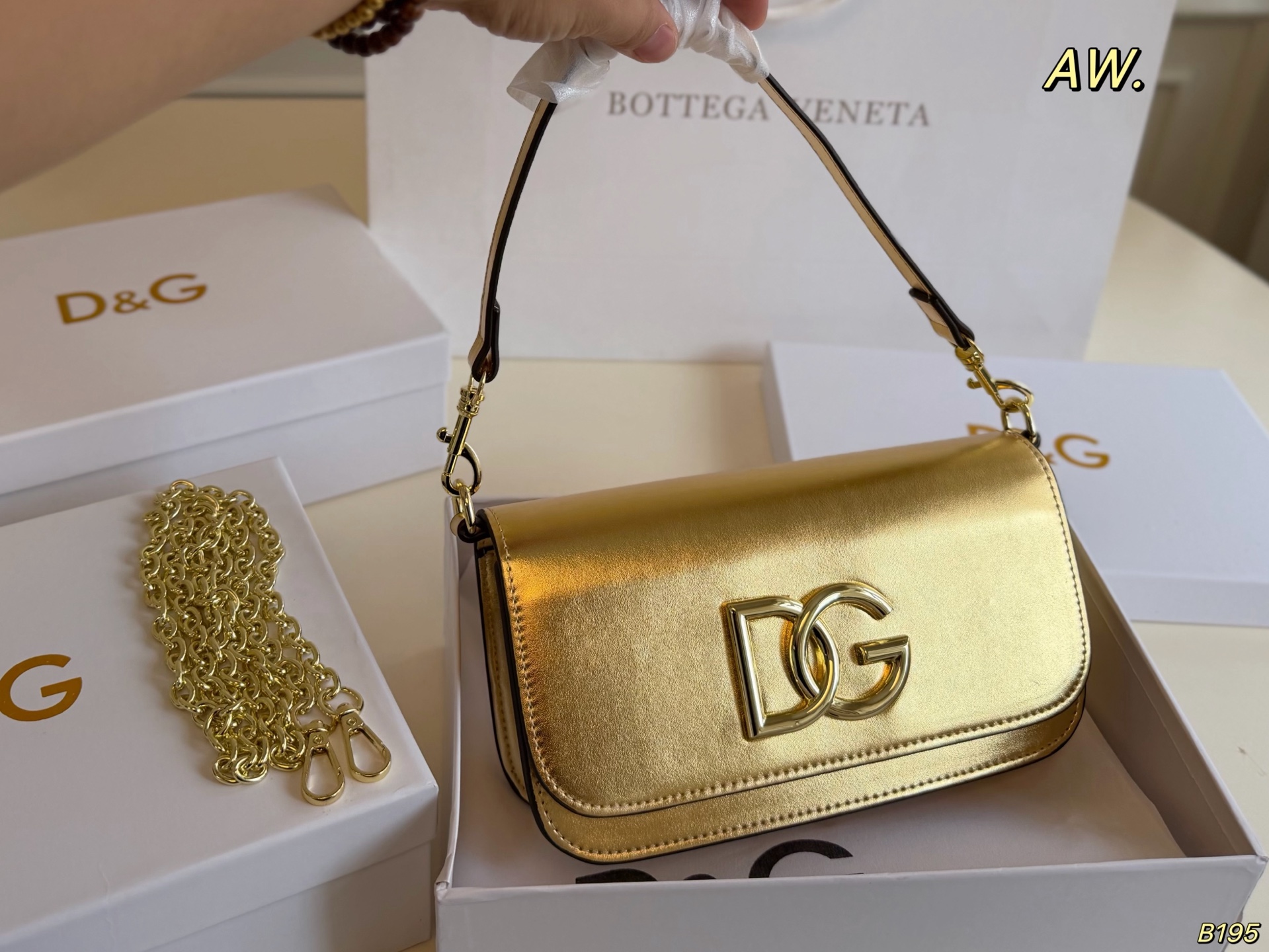 Cheap DG AAA quality Bags in 213119, $110 USD- [IB213119] - Replica DG AAA quality Bags