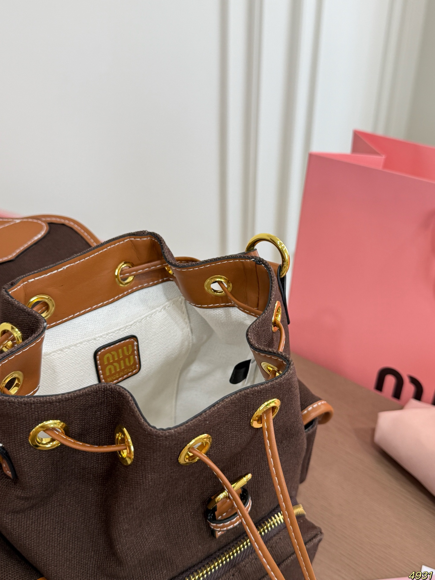 Cheap MiuMiu High quality Handbags in 213219, $150 USD- [IB213219] - Replica MiuMiu High quality Handbags