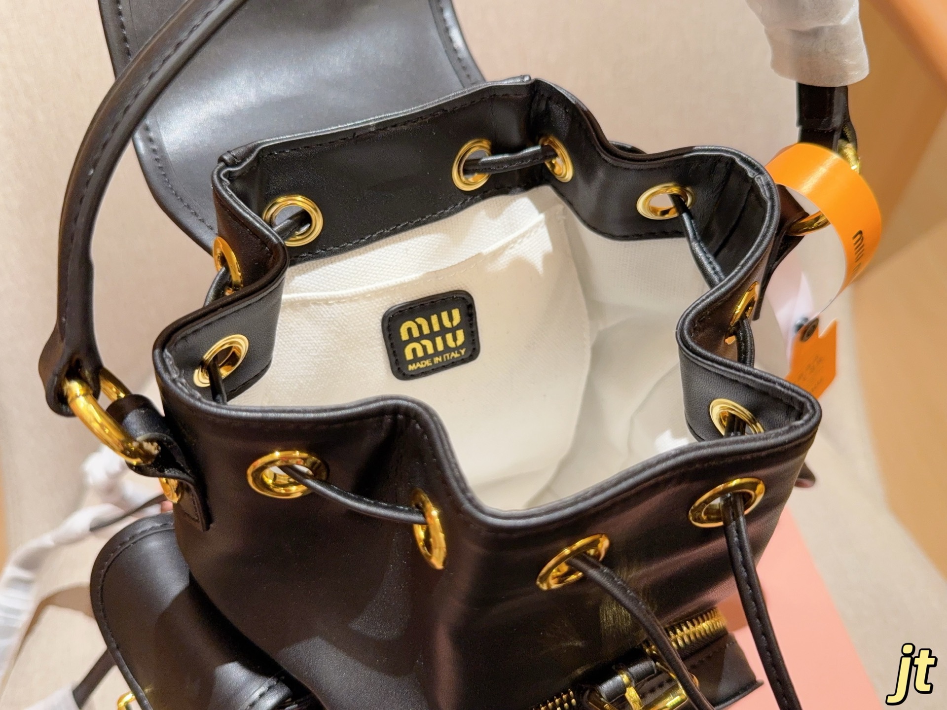 Cheap MiuMiu High quality Handbags in 213225, $160 USD- [IB213225] - Replica MiuMiu High quality Handbags