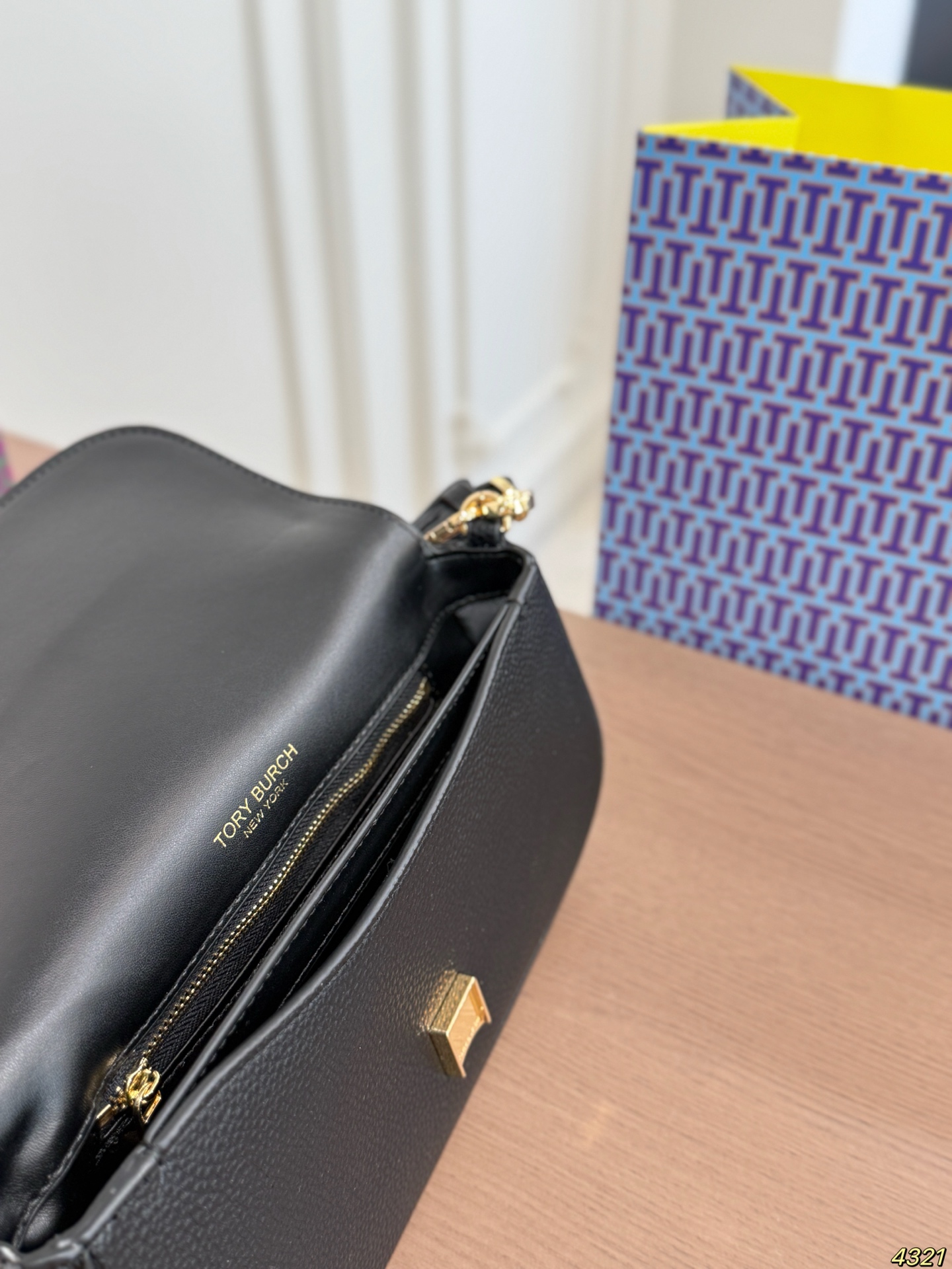 Cheap Tory Burch Bags in 213248, $70 USD- [IB213248] - Replica Tory Burch Bags