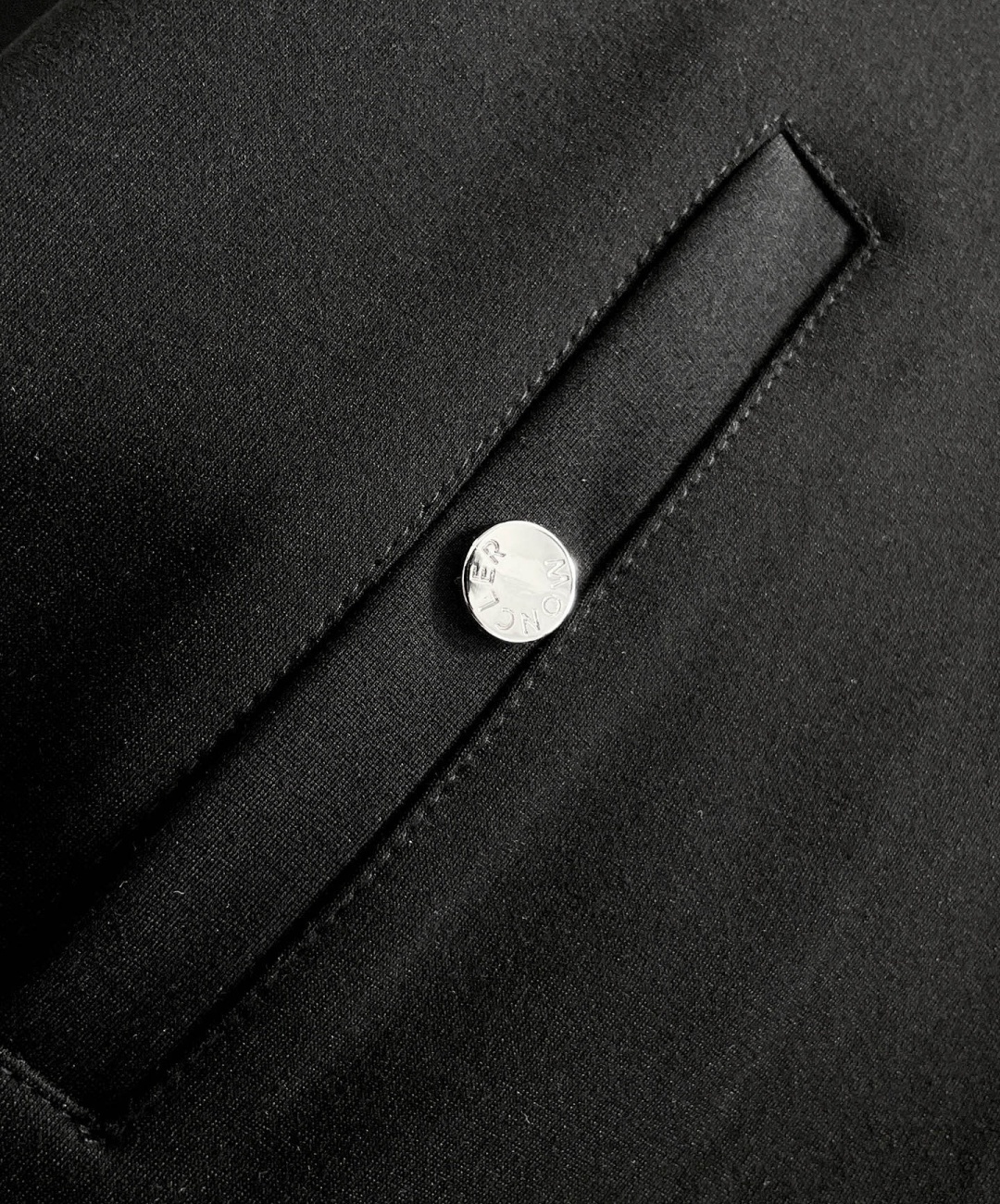 Cheap MONCLE Tracksuits for Men in 213307, $105 USD- [IB213307] - Replica MONCLE Tracksuits for Men