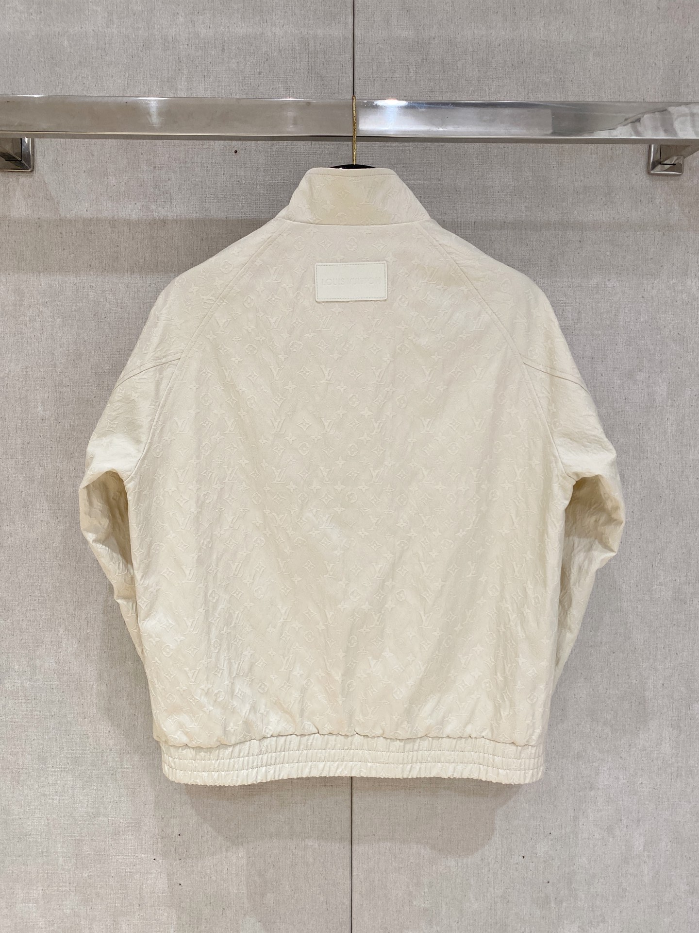 Cheap Louis Vuitton Thin Jackets For Men in 213700, $120 USD- [IB213700] - Replica Louis Vuitton Thin Jackets For Men
