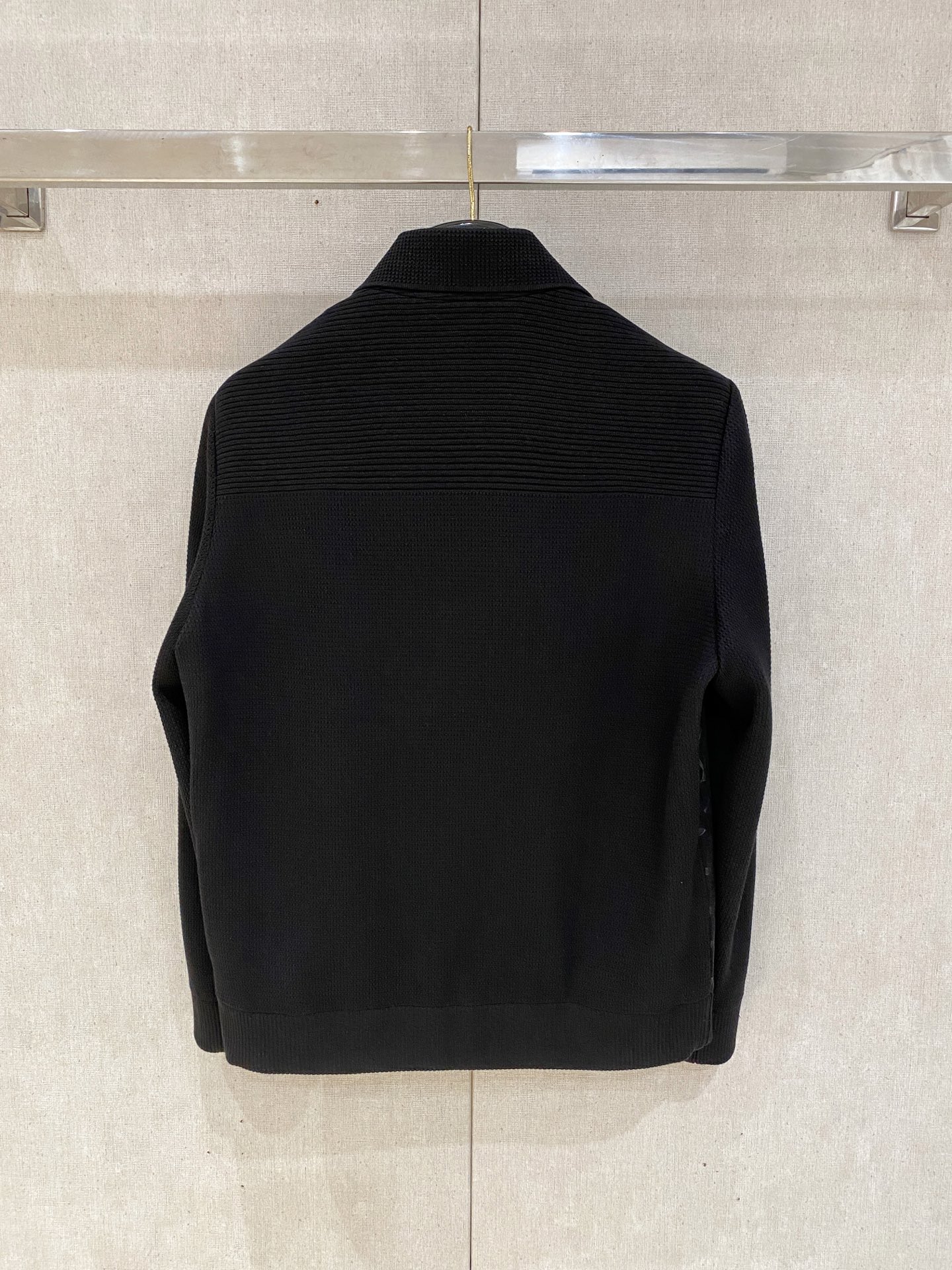Cheap Louis Vuitton Thick Jackets For Men in 213702, $130 USD- [IB213702] - Replica Louis Vuitton Thick Jackets For Men