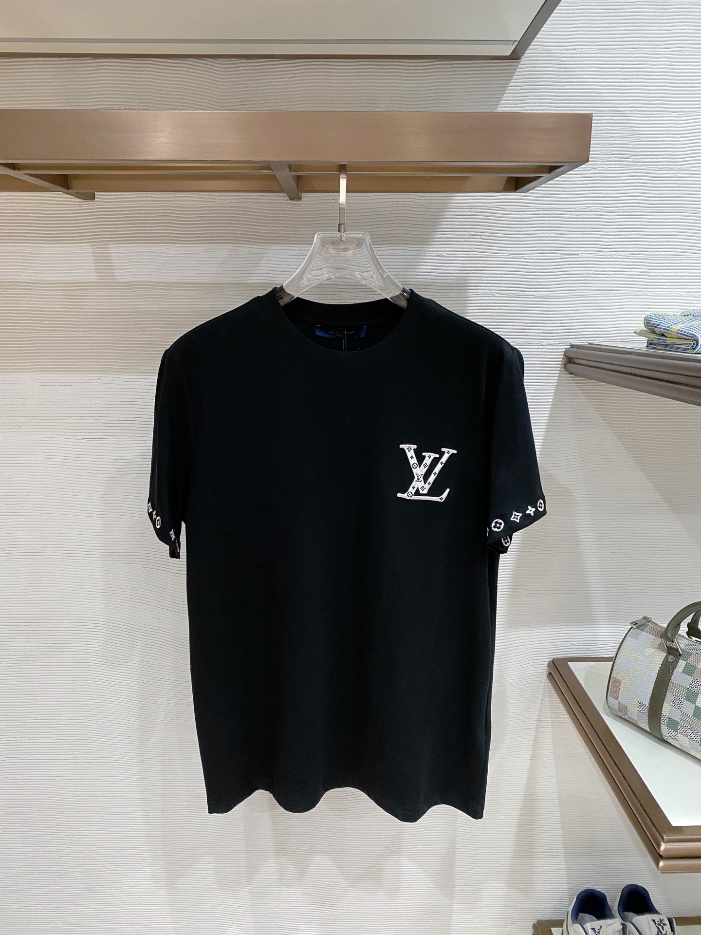 Cheap Louis Vuitton T-Shirts for Men in 213705, $35 USD- [IB213705] - Replica Louis Vuitton T-Shirts for Men