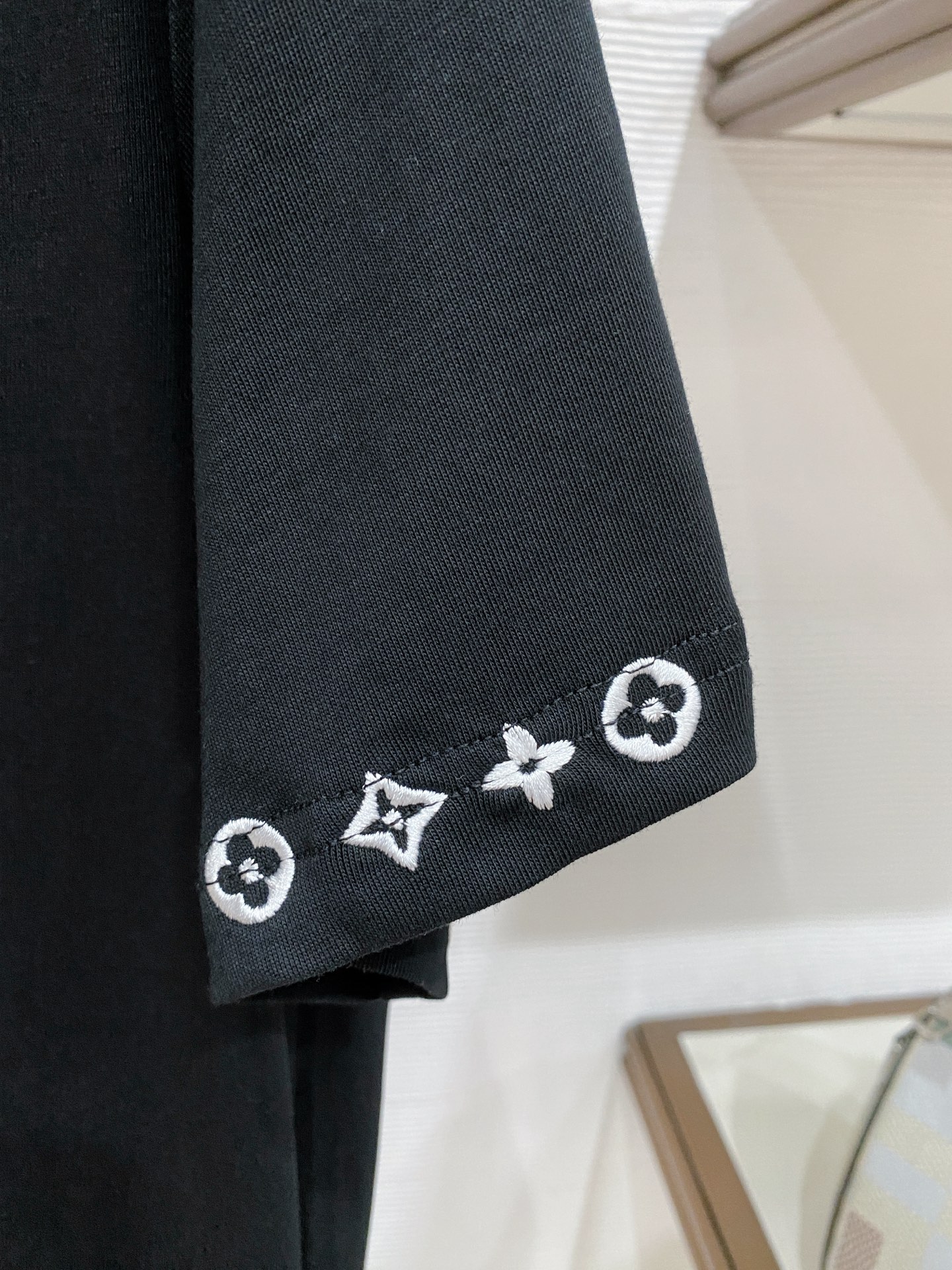 Cheap Louis Vuitton T-Shirts for Men in 213705, $35 USD- [IB213705] - Replica Louis Vuitton T-Shirts for Men
