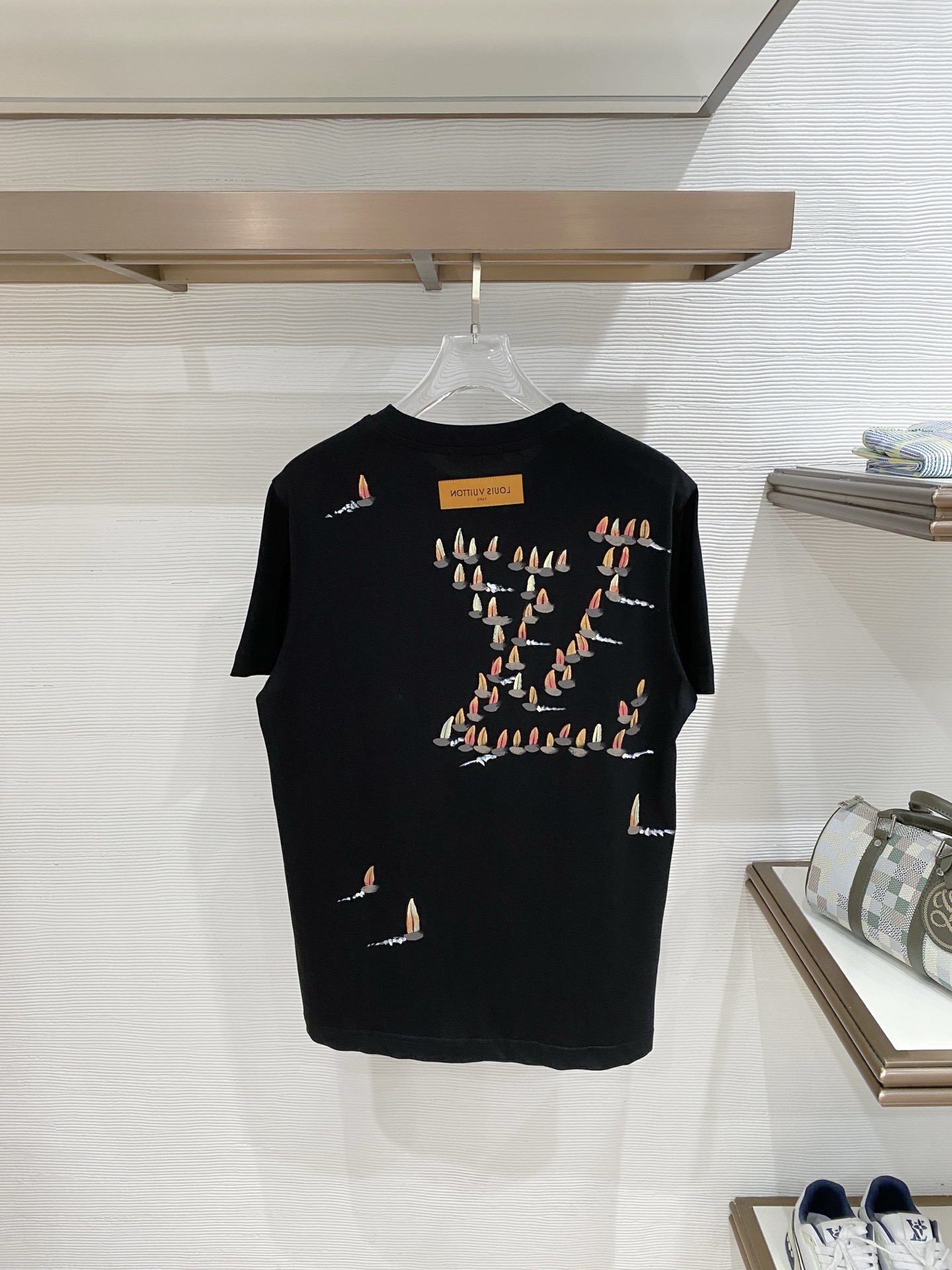 Cheap Louis Vuitton T-Shirts for Men in 213709, $35 USD- [IB213709] - Replica Louis Vuitton T-Shirts for Men