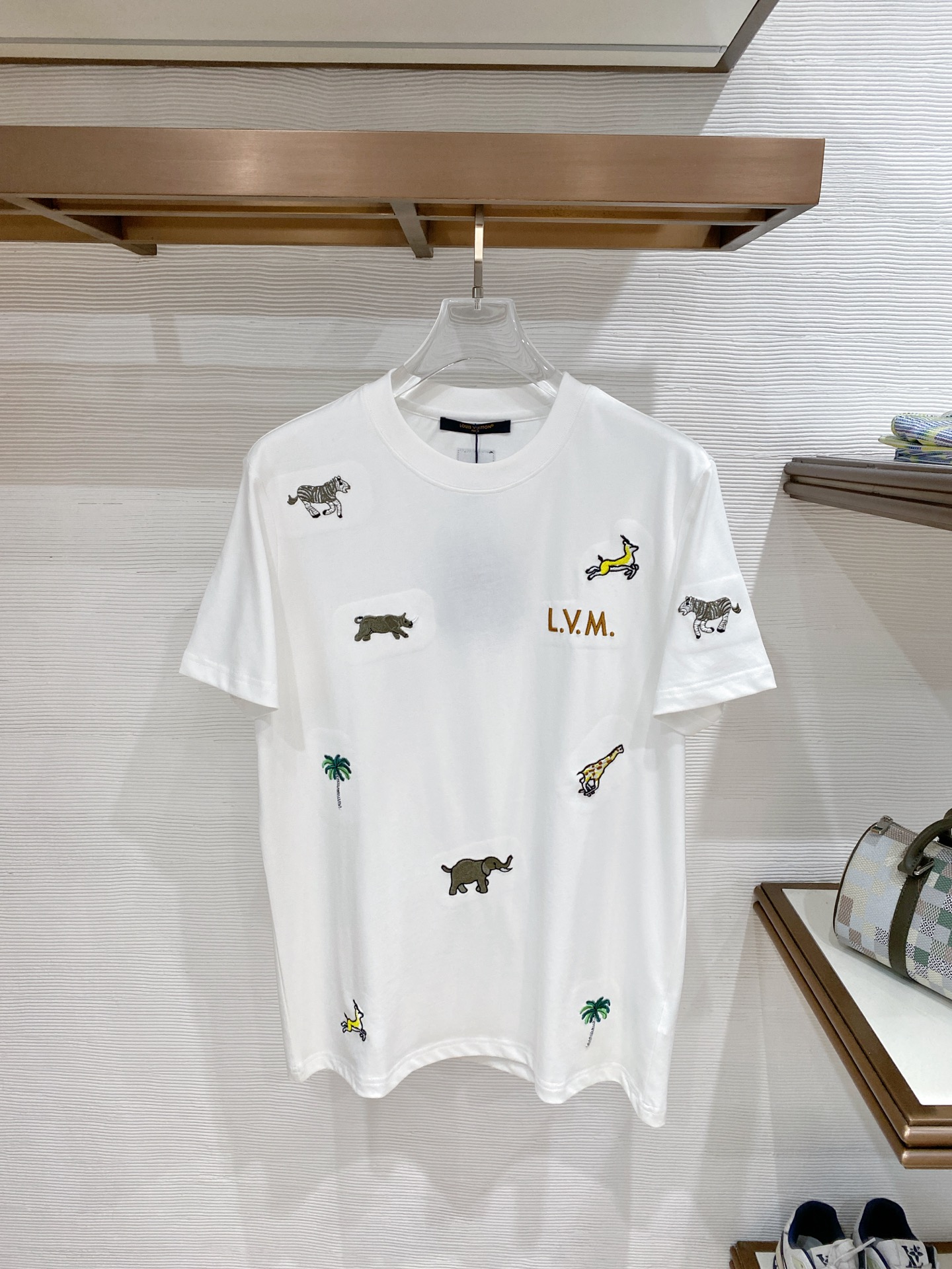 Cheap Louis Vuitton T-Shirts for Men in 213710, $35 USD- [IB213710] - Replica Louis Vuitton T-Shirts for Men
