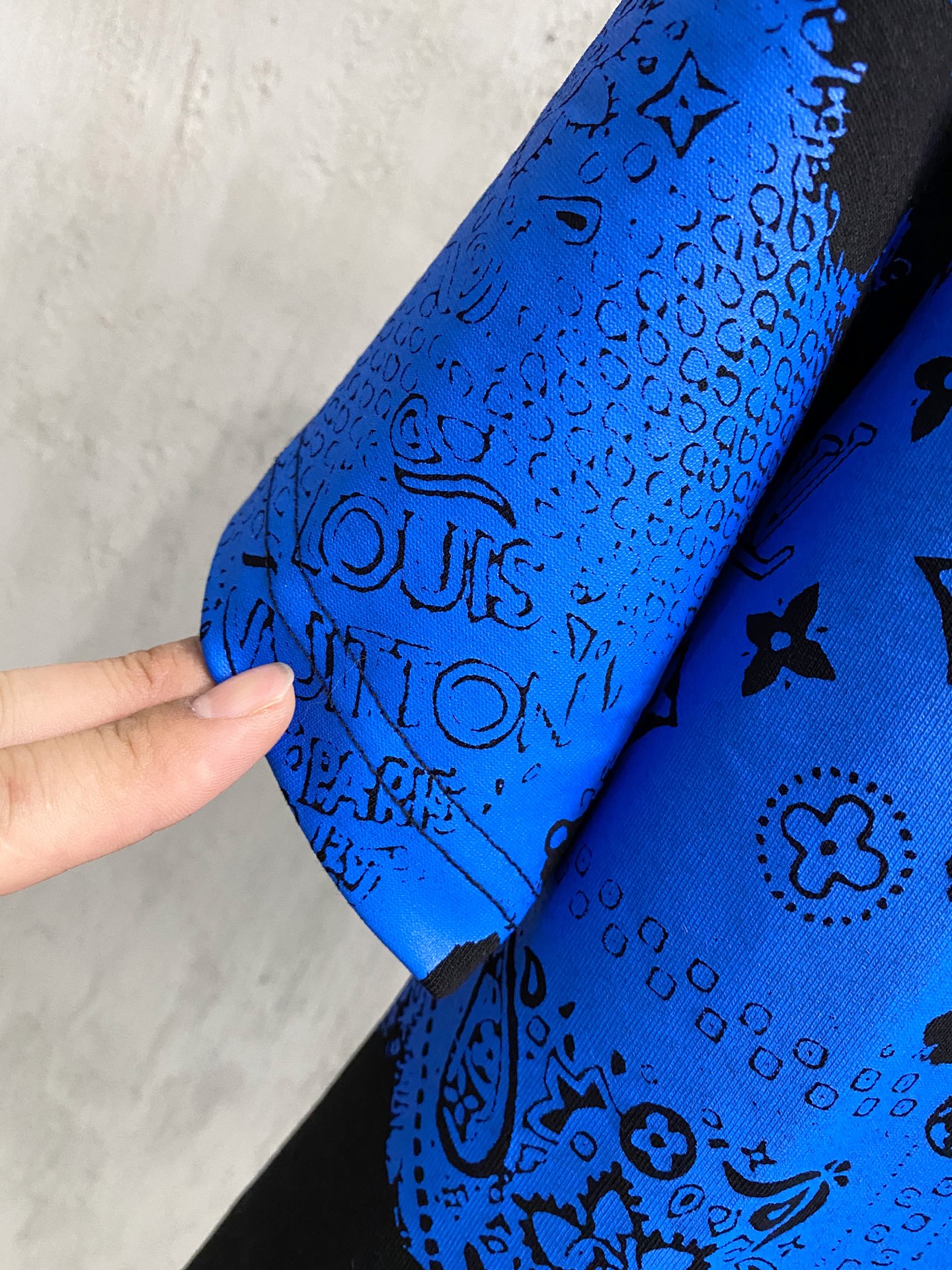 Cheap Louis Vuitton T-Shirts for Men in 213715, $35 USD- [IB213715] - Replica Louis Vuitton T-Shirts for Men