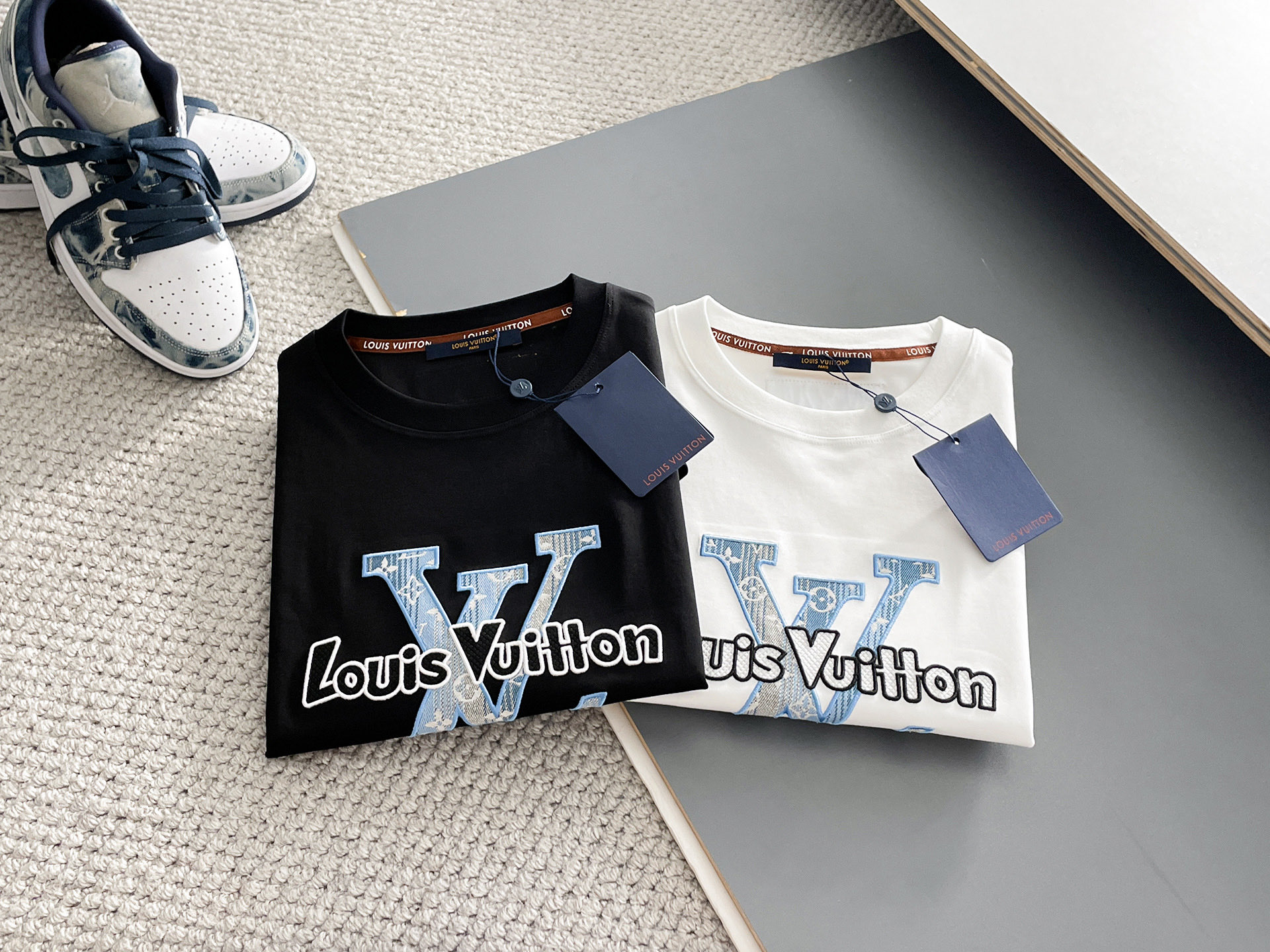 Cheap Louis Vuitton T-Shirts for Men in 213720, $35 USD- [IB213720] - Replica Louis Vuitton T-Shirts for Men