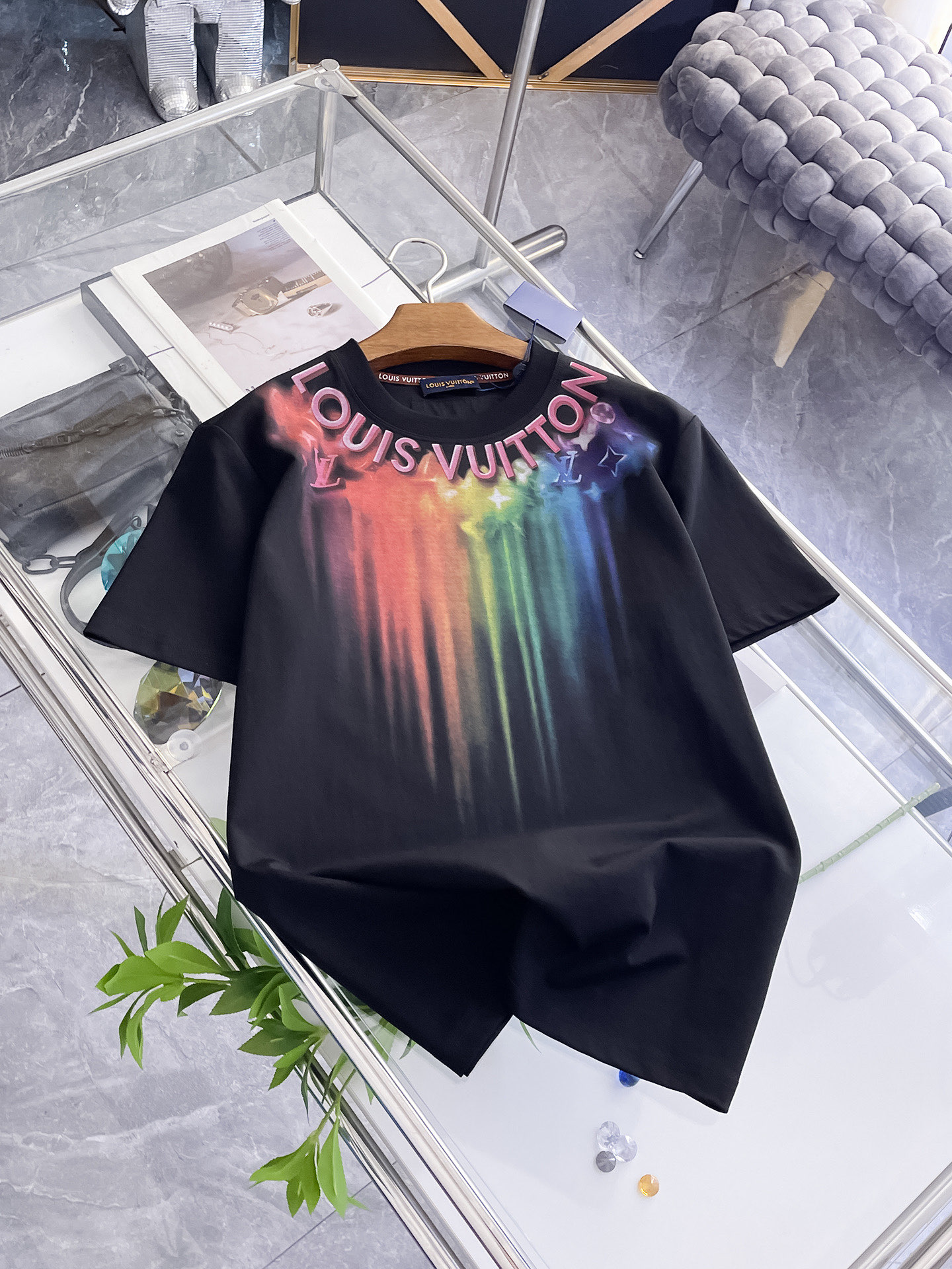 Cheap Louis Vuitton T-Shirts for Men in 213722, $35 USD- [IB213722] - Replica Louis Vuitton T-Shirts for Men