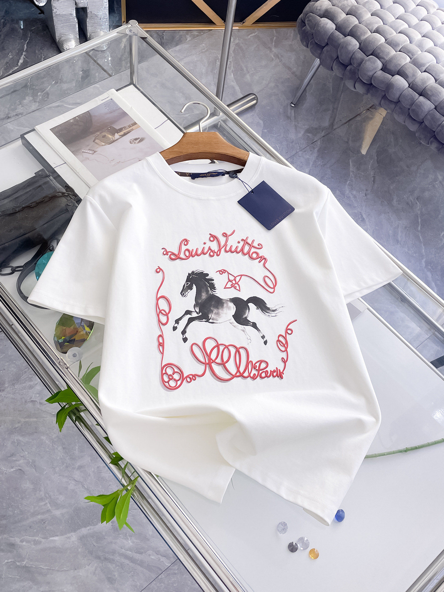 Cheap Louis Vuitton T-Shirts for Men in 213725, $35 USD- [IB213725] - Replica Louis Vuitton T-Shirts for Men