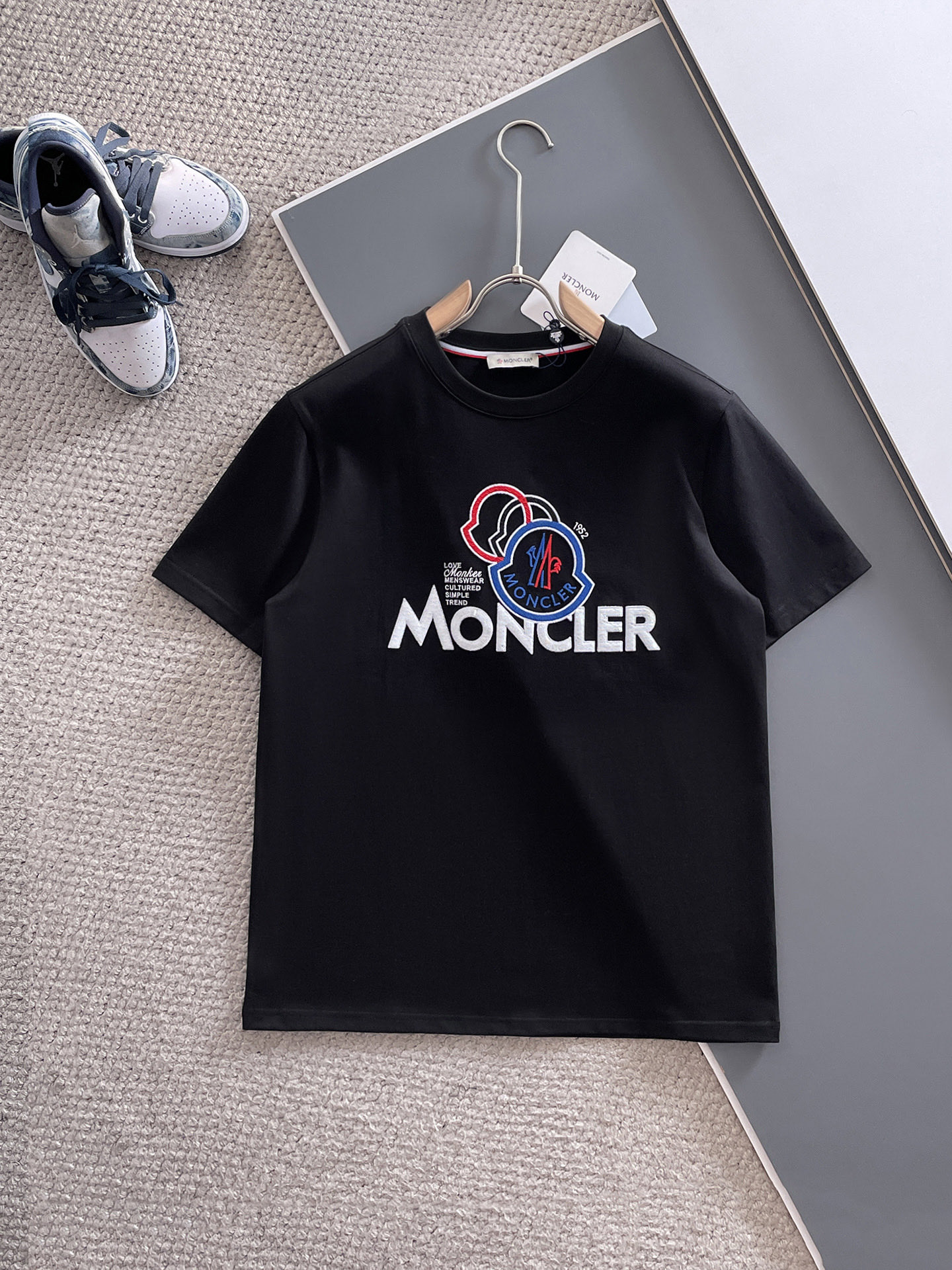 Cheap Moncle T-Shirts for Men in 213729, $35 USD- [IB213729] - Replica Moncle T-Shirts for Men