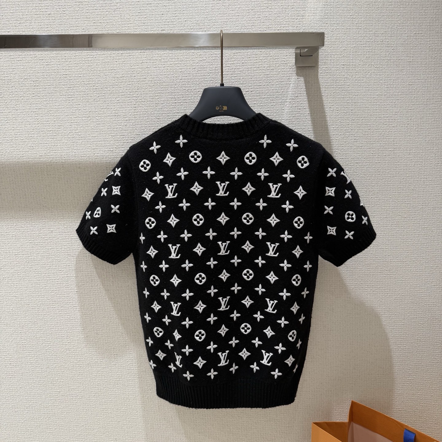 Cheap Louis Vuitton T-Shirts for Women in 213743, $30 USD- [IB213743] - Replica Louis Vuitton T-Shirts for Women