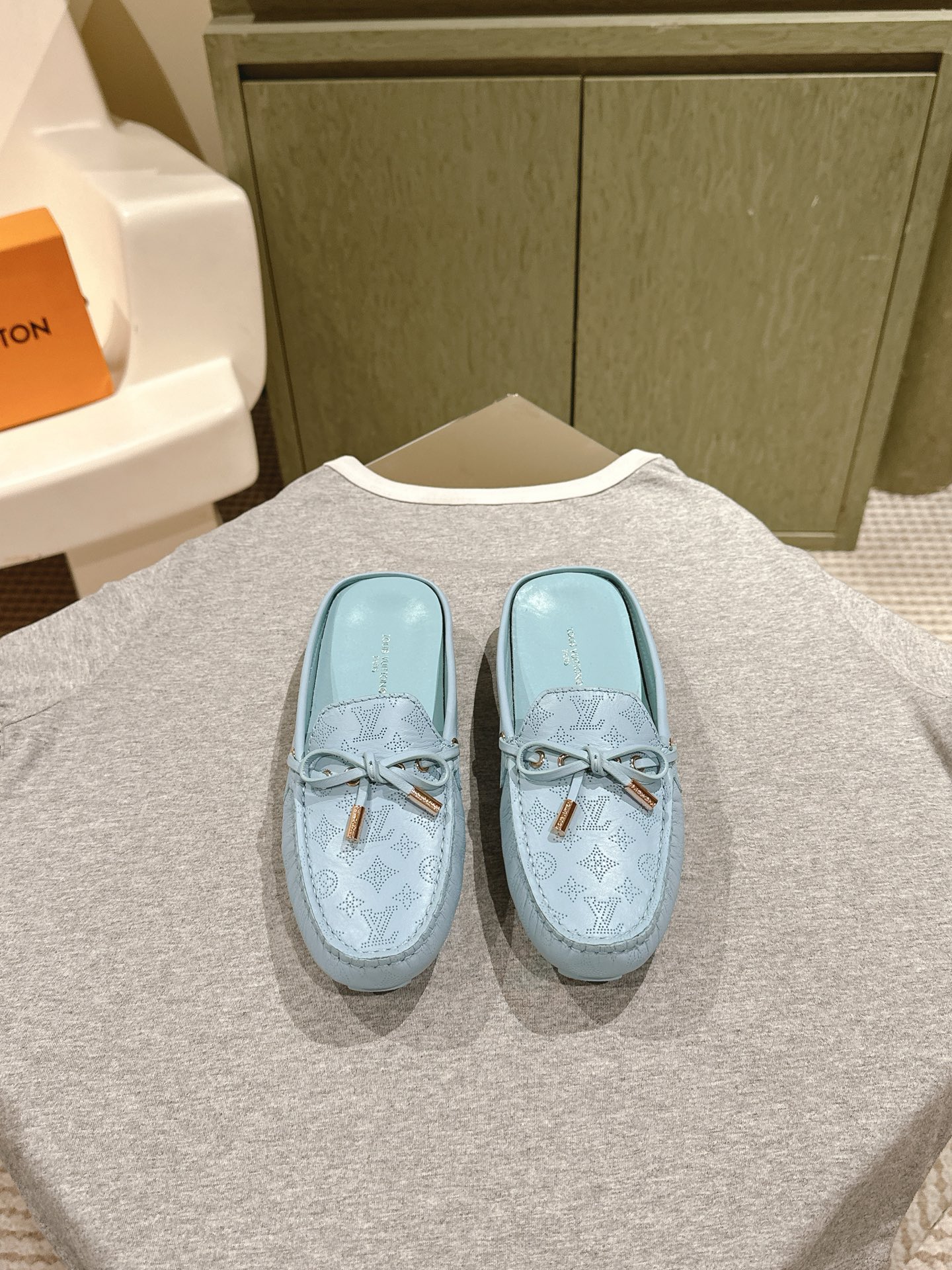 Cheap Louis Vuitton Loafers For Women in 213749, $60 USD- [IB213749] - Replica Louis Vuitton Loafers For Women