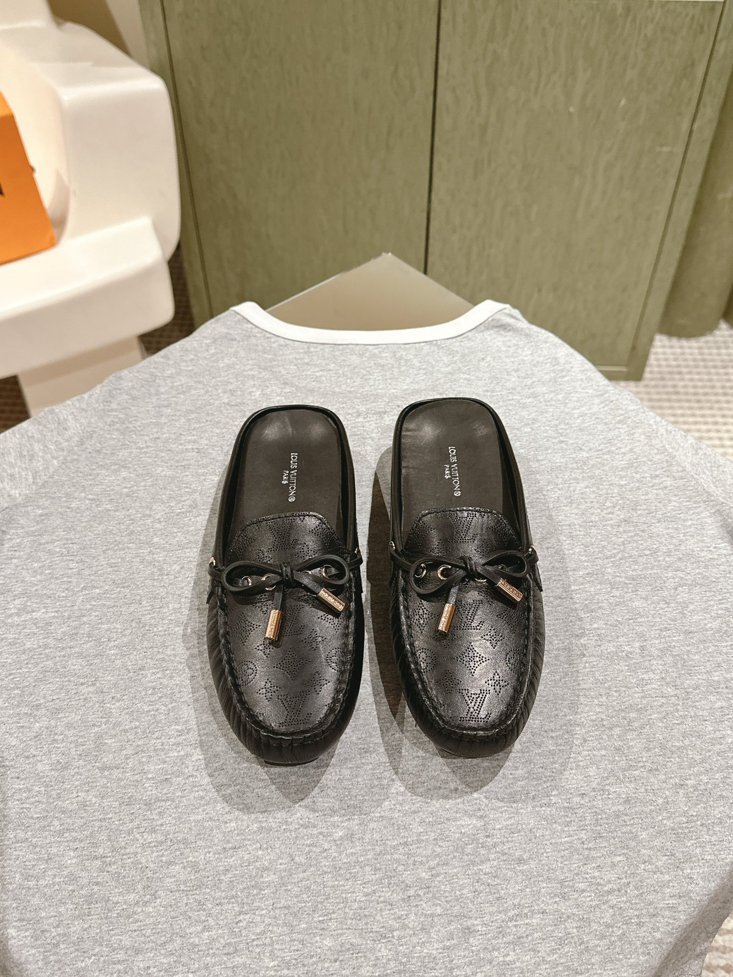 Cheap Louis Vuitton Loafers For Women in 213750, $60 USD- [IB213750] - Replica Louis Vuitton Loafers For Women