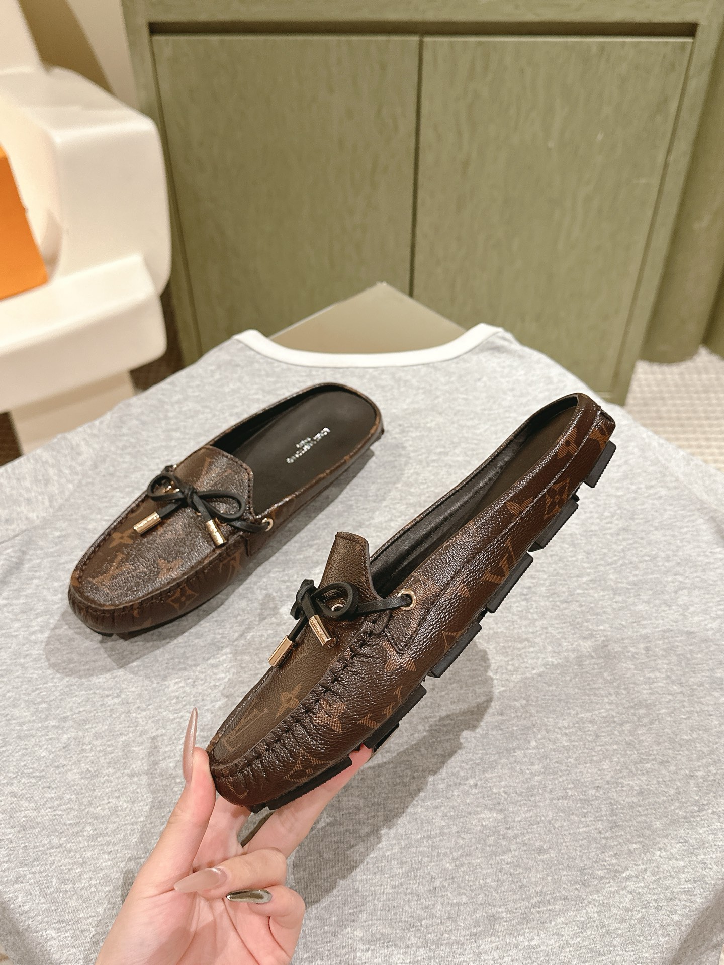 Cheap Louis Vuitton Loafers For Women in 213751, $60 USD- [IB213751] - Replica Louis Vuitton Loafers For Women
