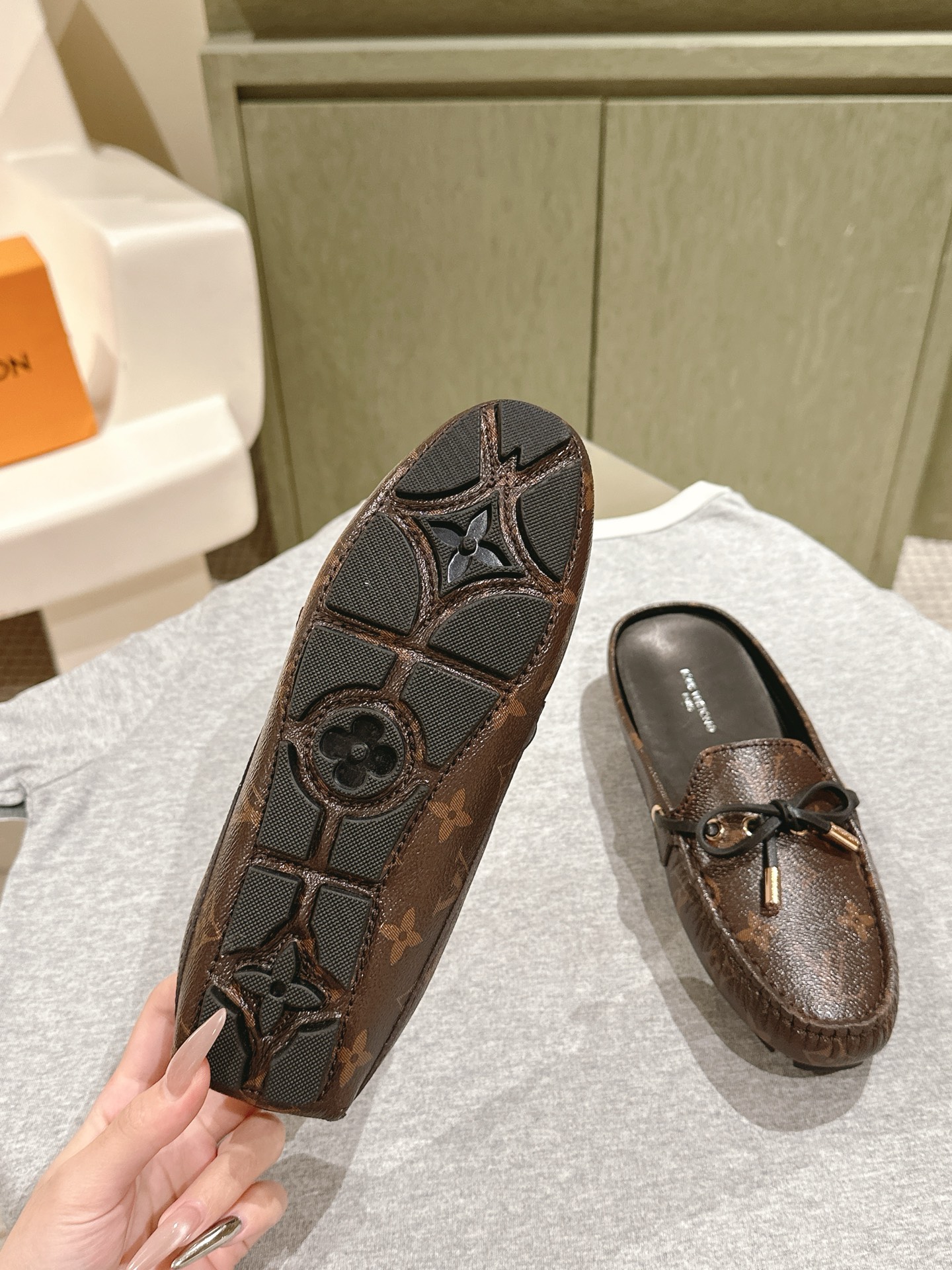 Cheap Louis Vuitton Loafers For Women in 213751, $60 USD- [IB213751] - Replica Louis Vuitton Loafers For Women