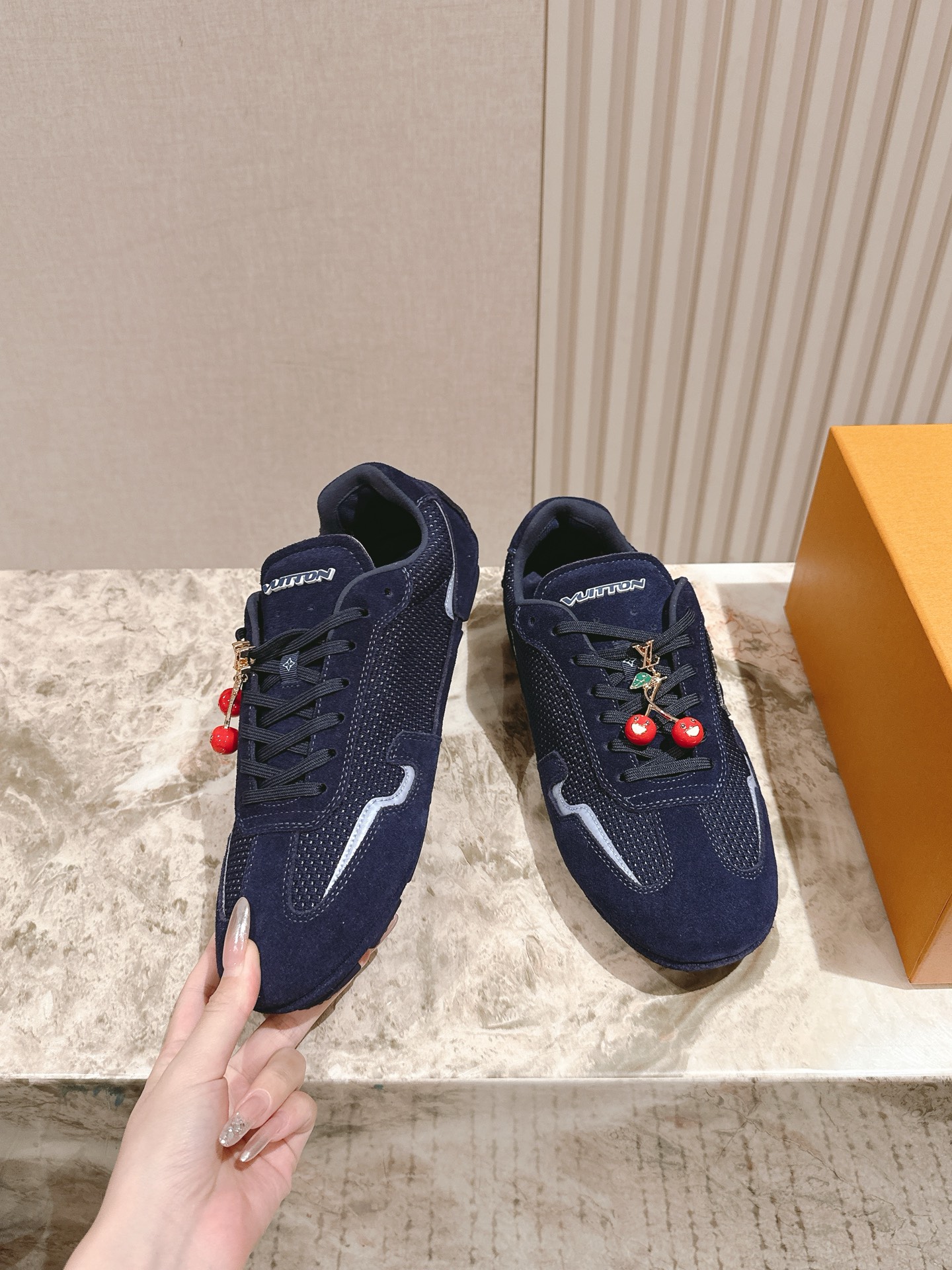 Cheap Louis Vuitton Sneakers For Men in 213761, $90 USD- [IB213761] - Replica Louis Vuitton Sneakers For Men
