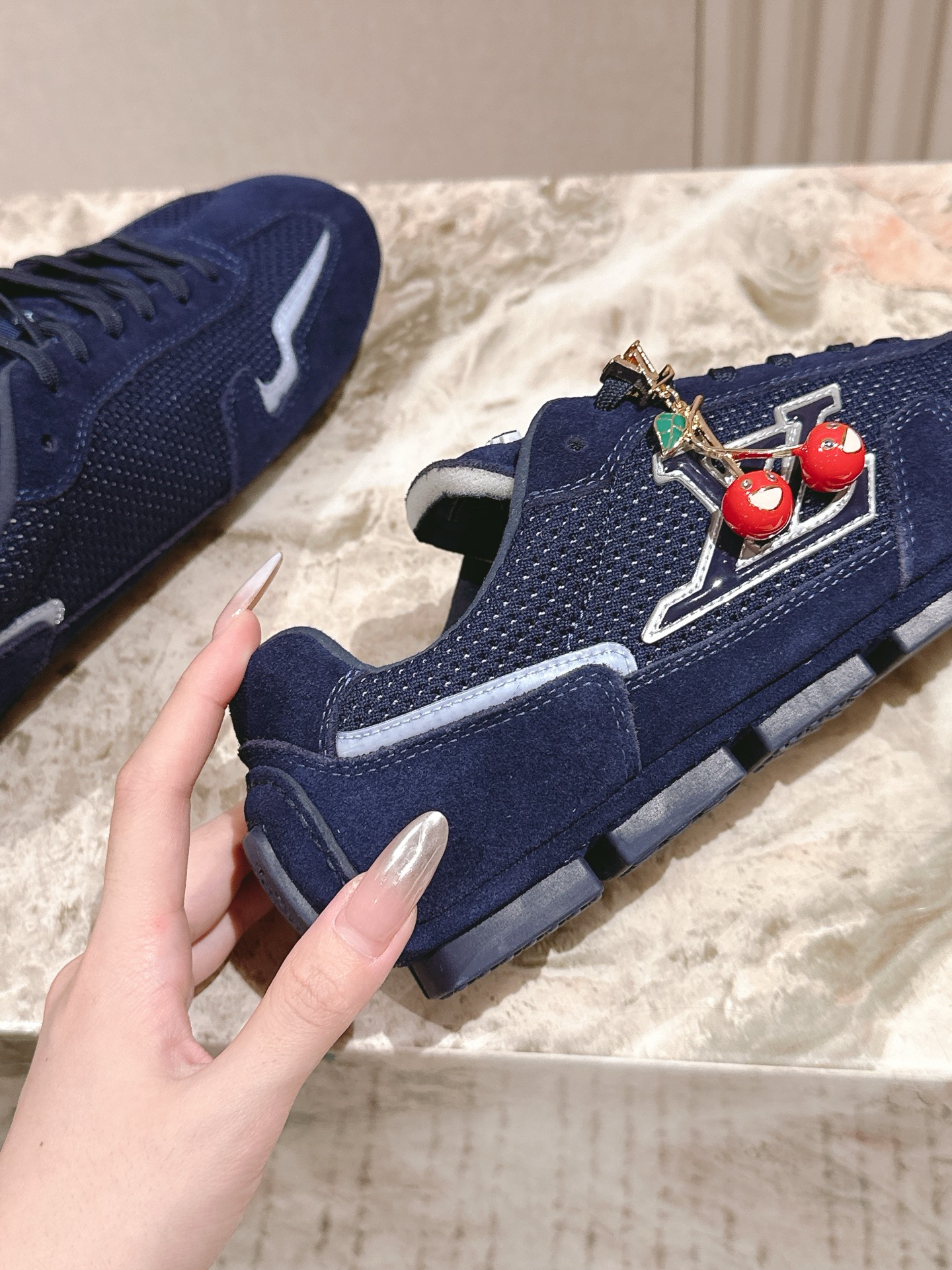 Cheap Louis Vuitton Sneakers For Men in 213761, $90 USD- [IB213761] - Replica Louis Vuitton Sneakers For Men
