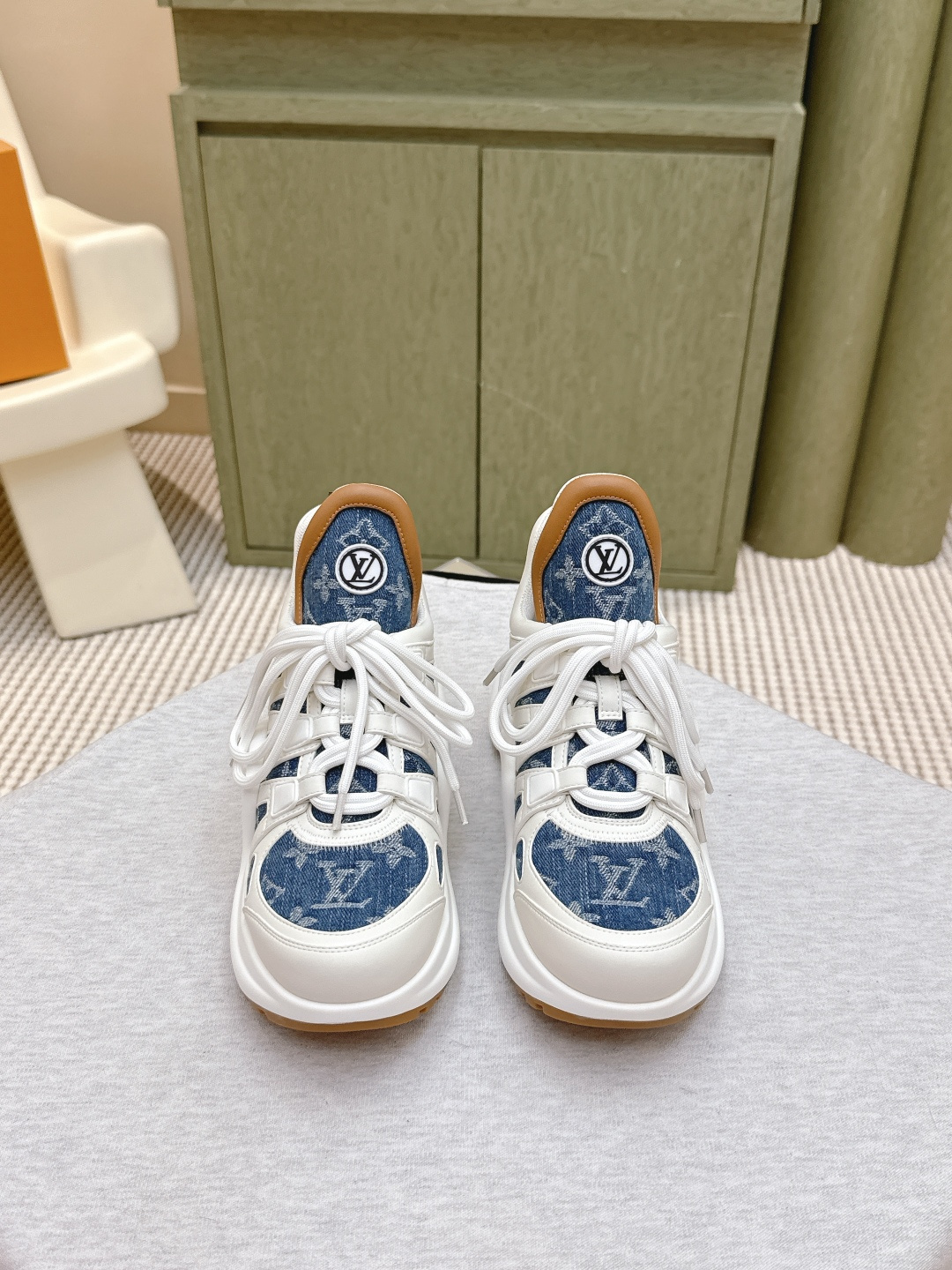 Cheap Louis Vuitton Sneakers for women in 213774, $120 USD- [IB213774] - Replica Louis Vuitton Sneakers for women