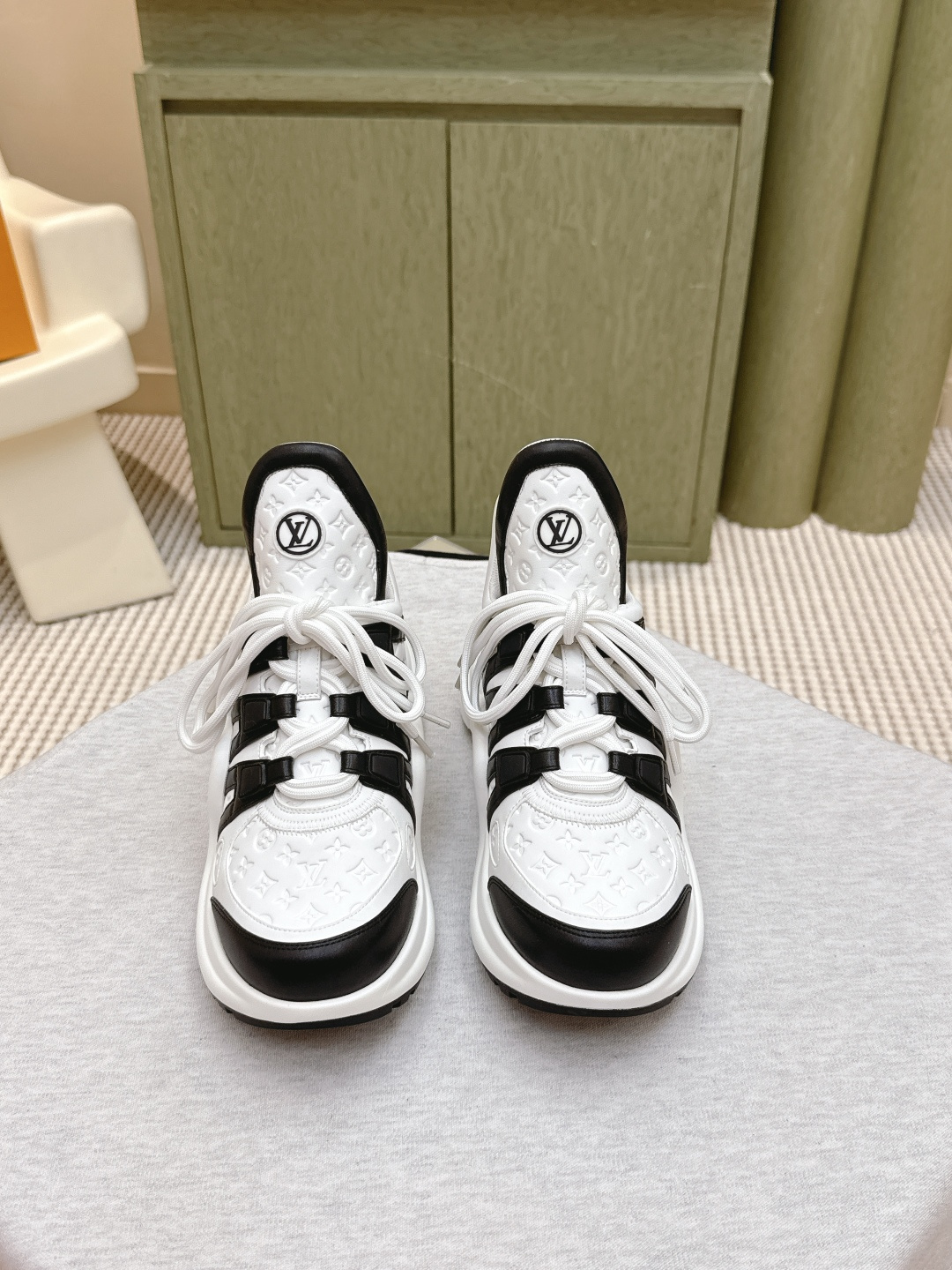 Cheap Louis Vuitton Sneakers for women in 213775, $120 USD- [IB213775] - Replica Louis Vuitton Sneakers for women